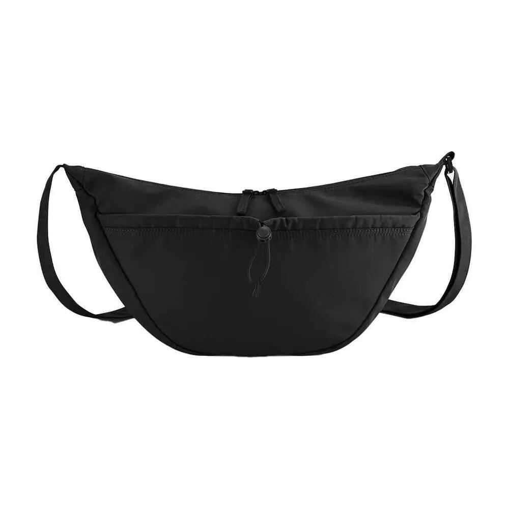 Quadra Studio Crossbody Bag