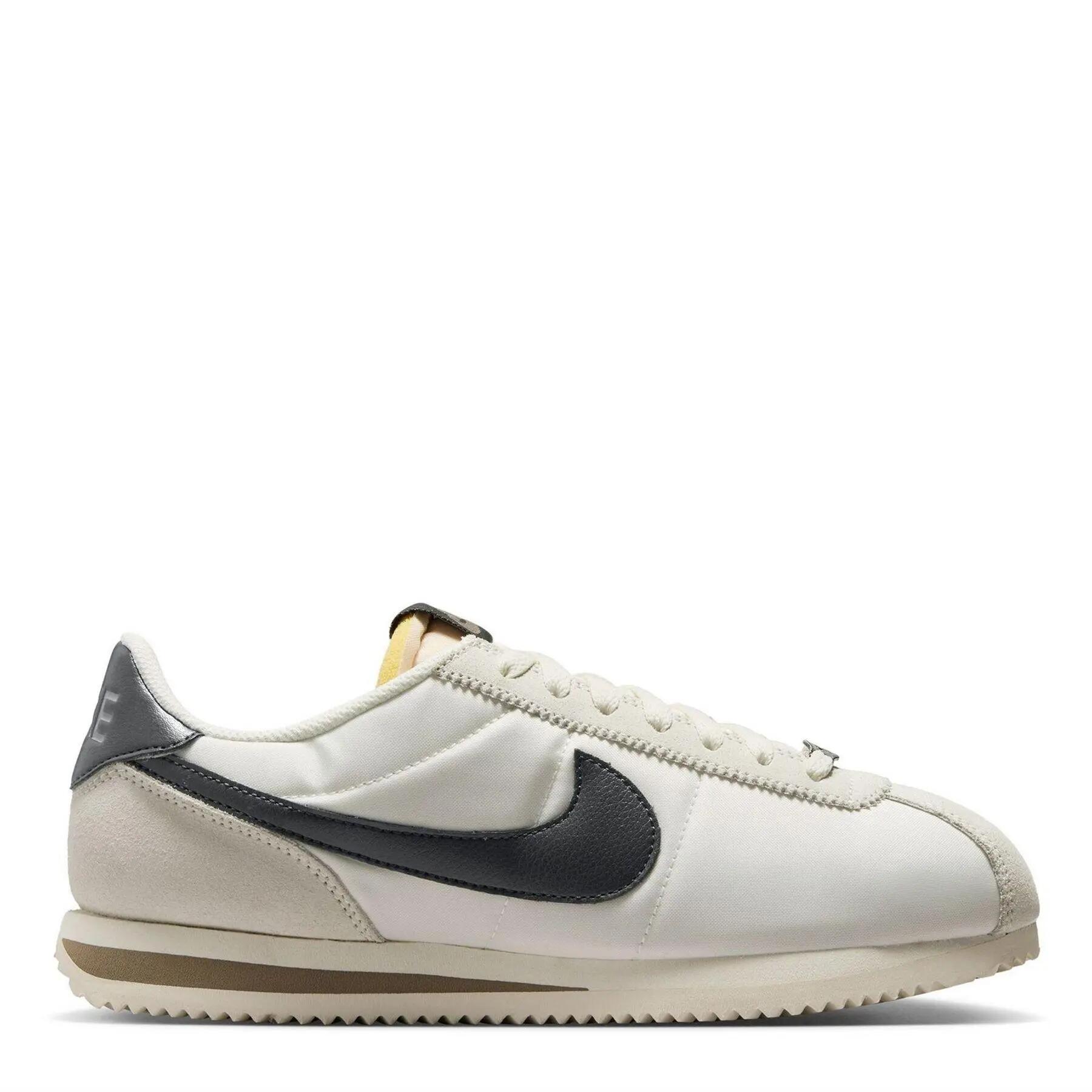 Nike Womens/Ladies Cortez Suede Trainers