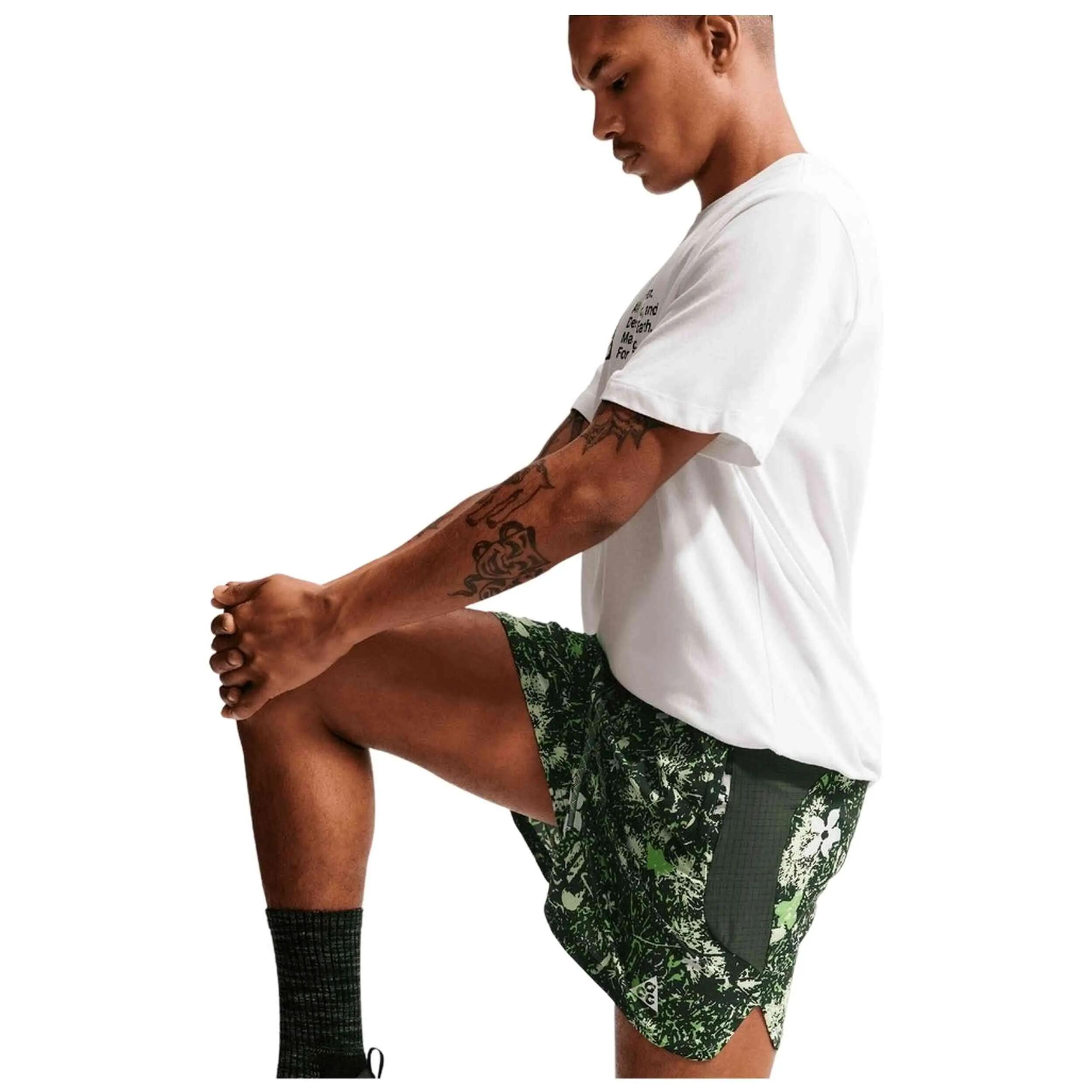 Pantaloncini Nike modello IQ7686-307 per uomini 5/5