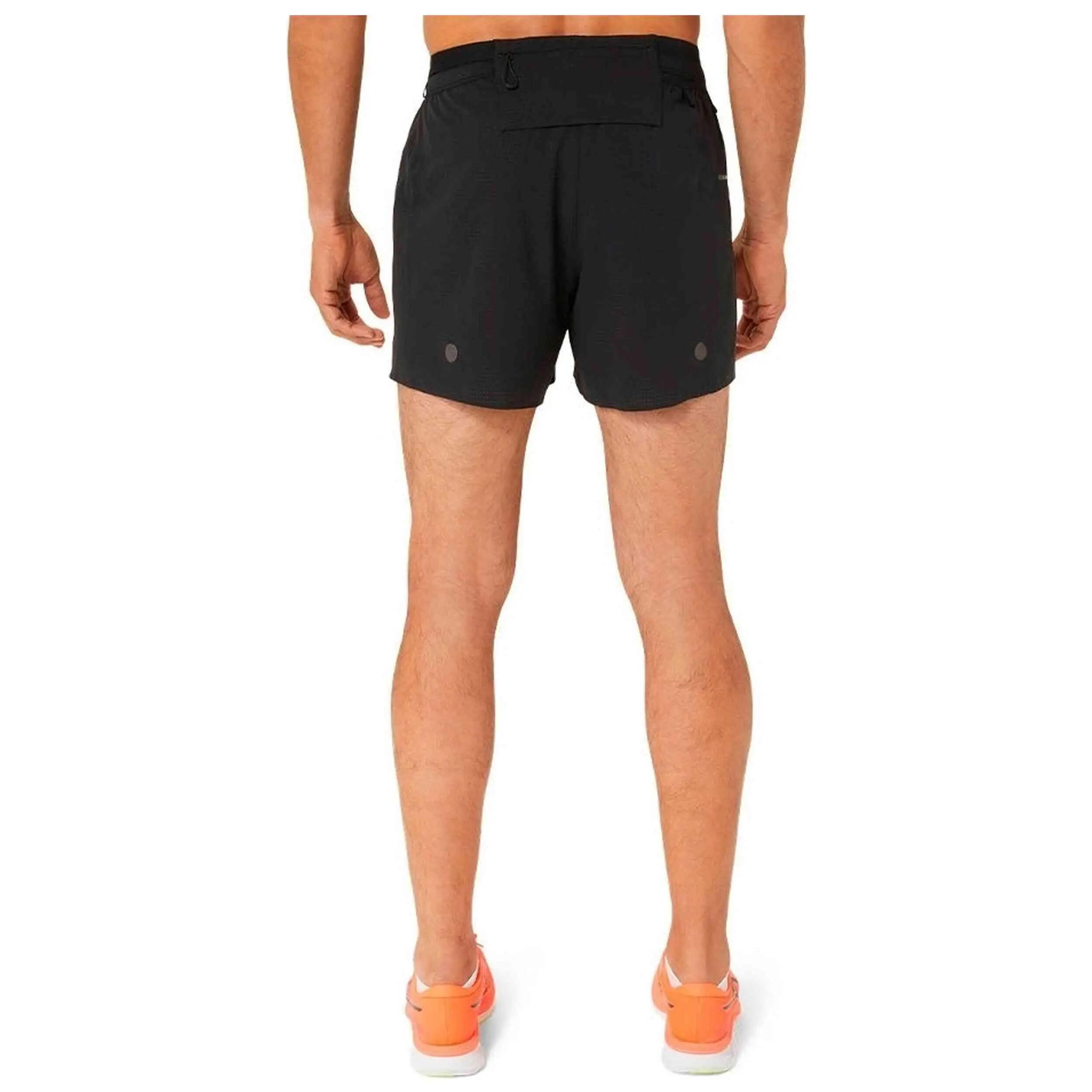 Pantalon corto Asics modelo 2011C978-001 para hombre 2/5