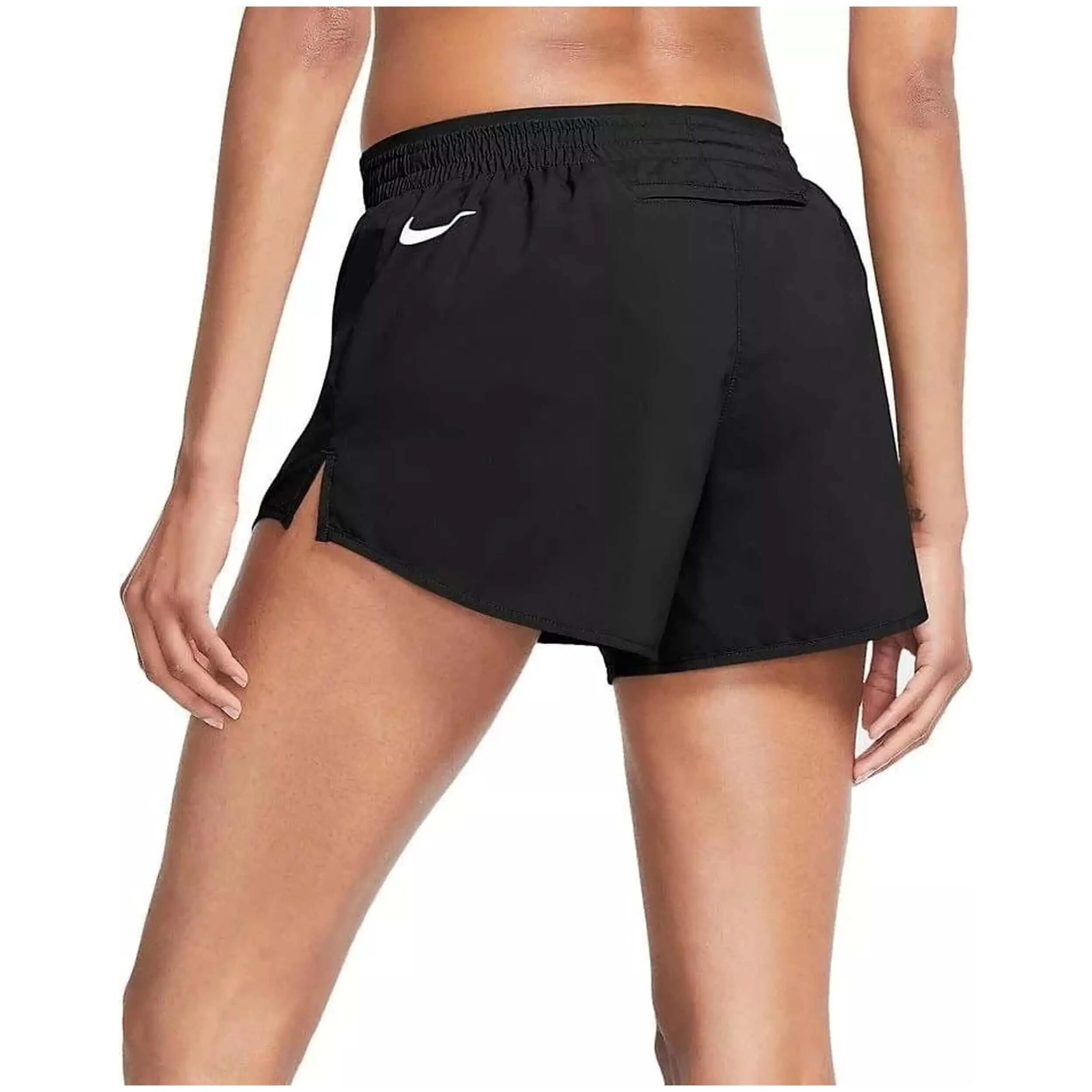 Korte broek Nike model CZ1619-010 voor vrouwen 3/4