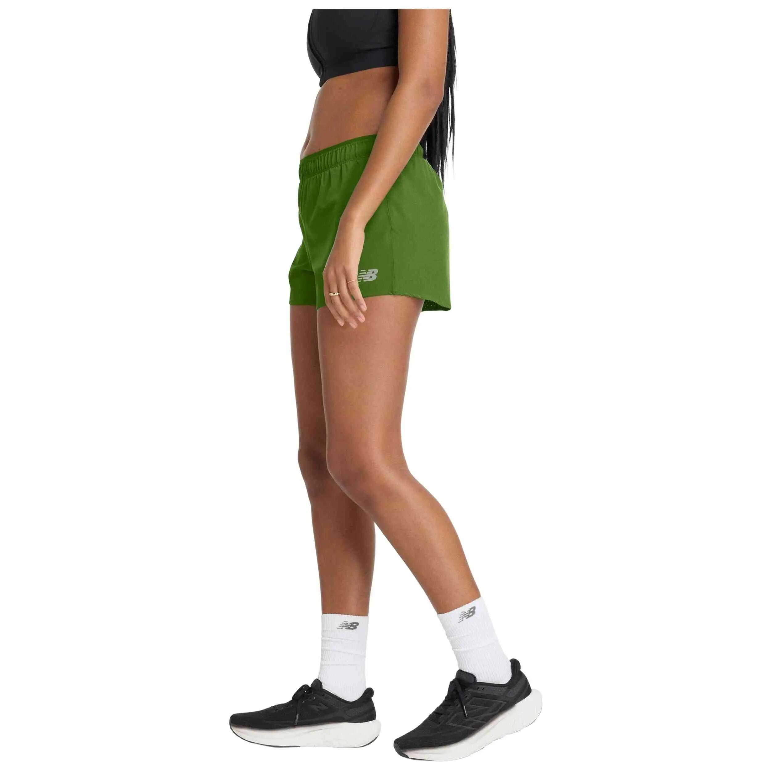 Calções New balance modelo Pantalón corto New Balance RC Seamless para mulheres 2/5