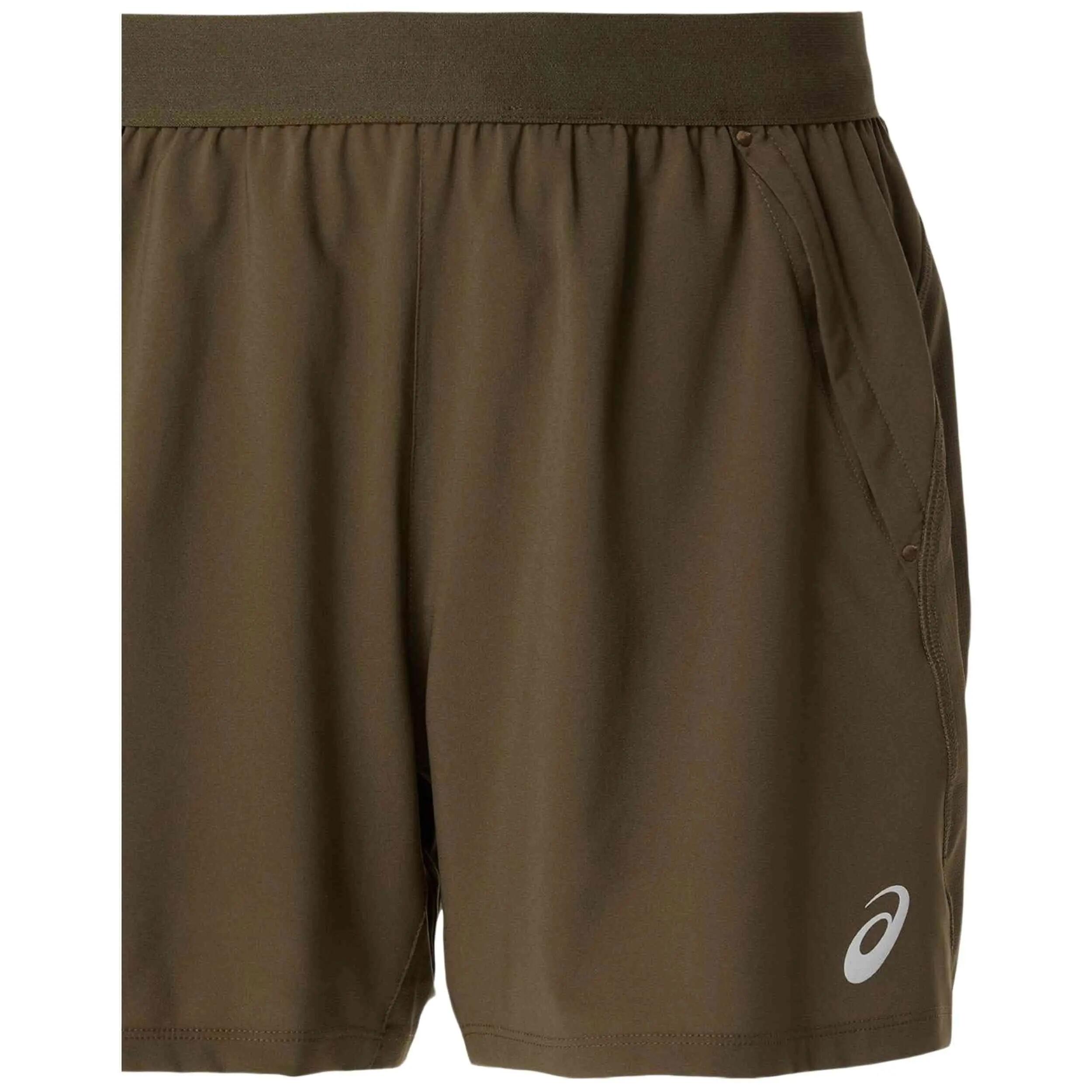 Calções Asics modelo Pantalón corto ASICS Road 5In verde oliva para homem 4/5