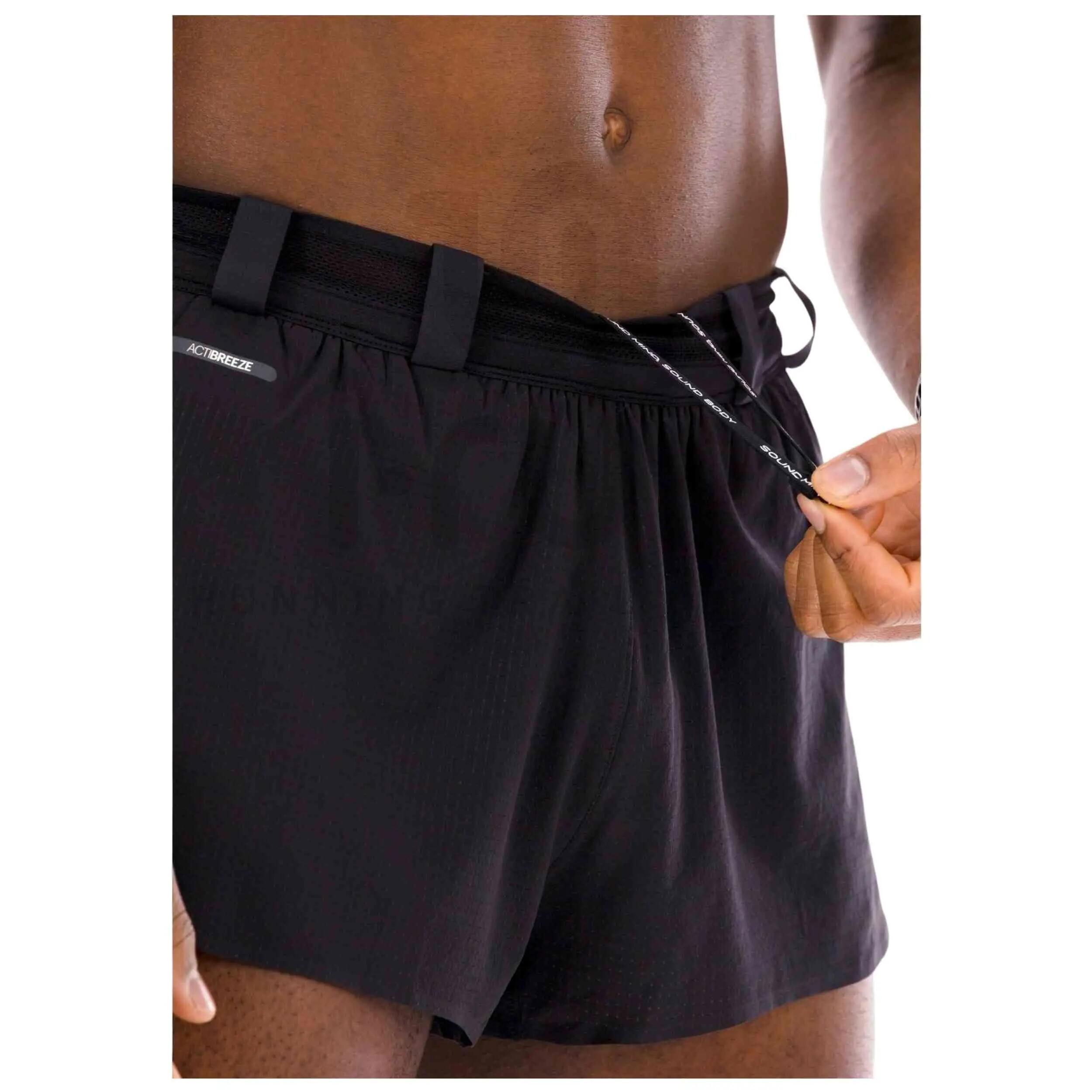 Korte broek Asics model Metarun Split Short voor mannen 4/4