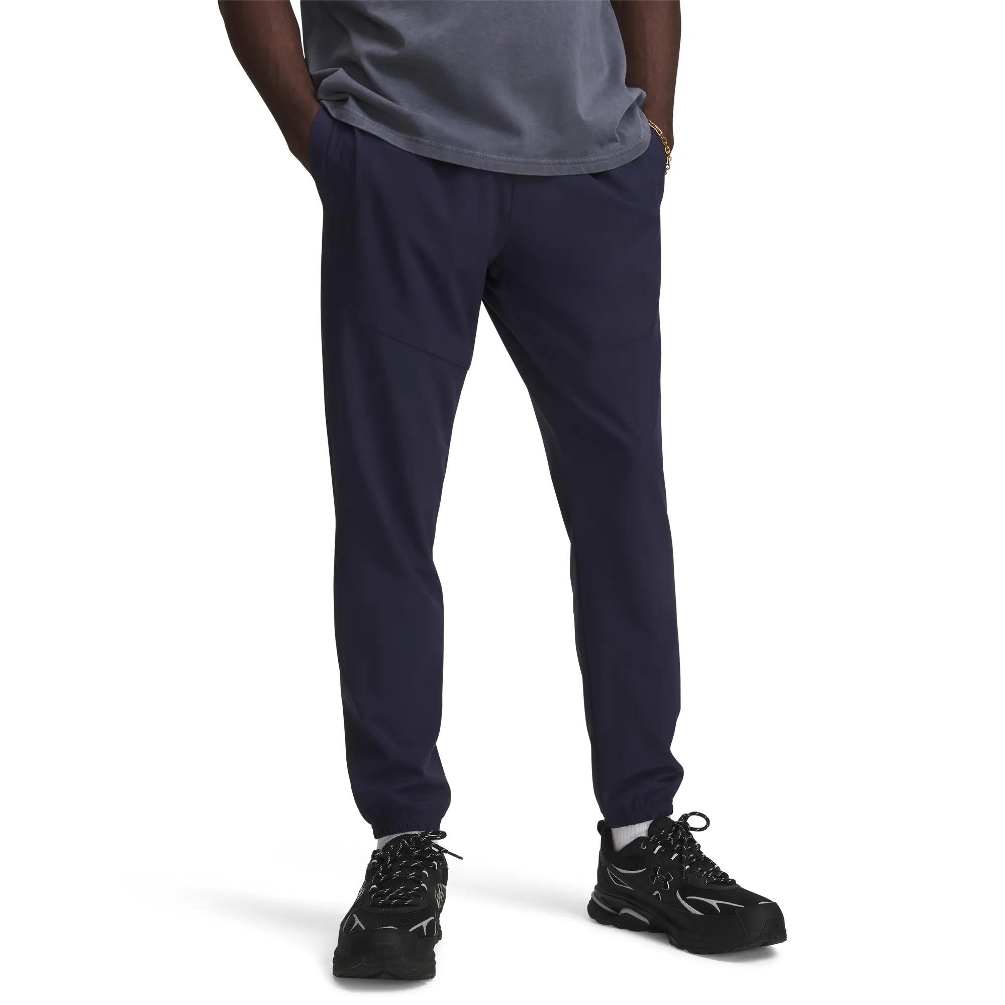 UNDER ARMOUR picture