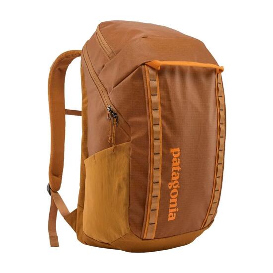 Mochila Naranja Patagonia Black Hole® Pack 32L Cinnamon Brown con Bolsillo para