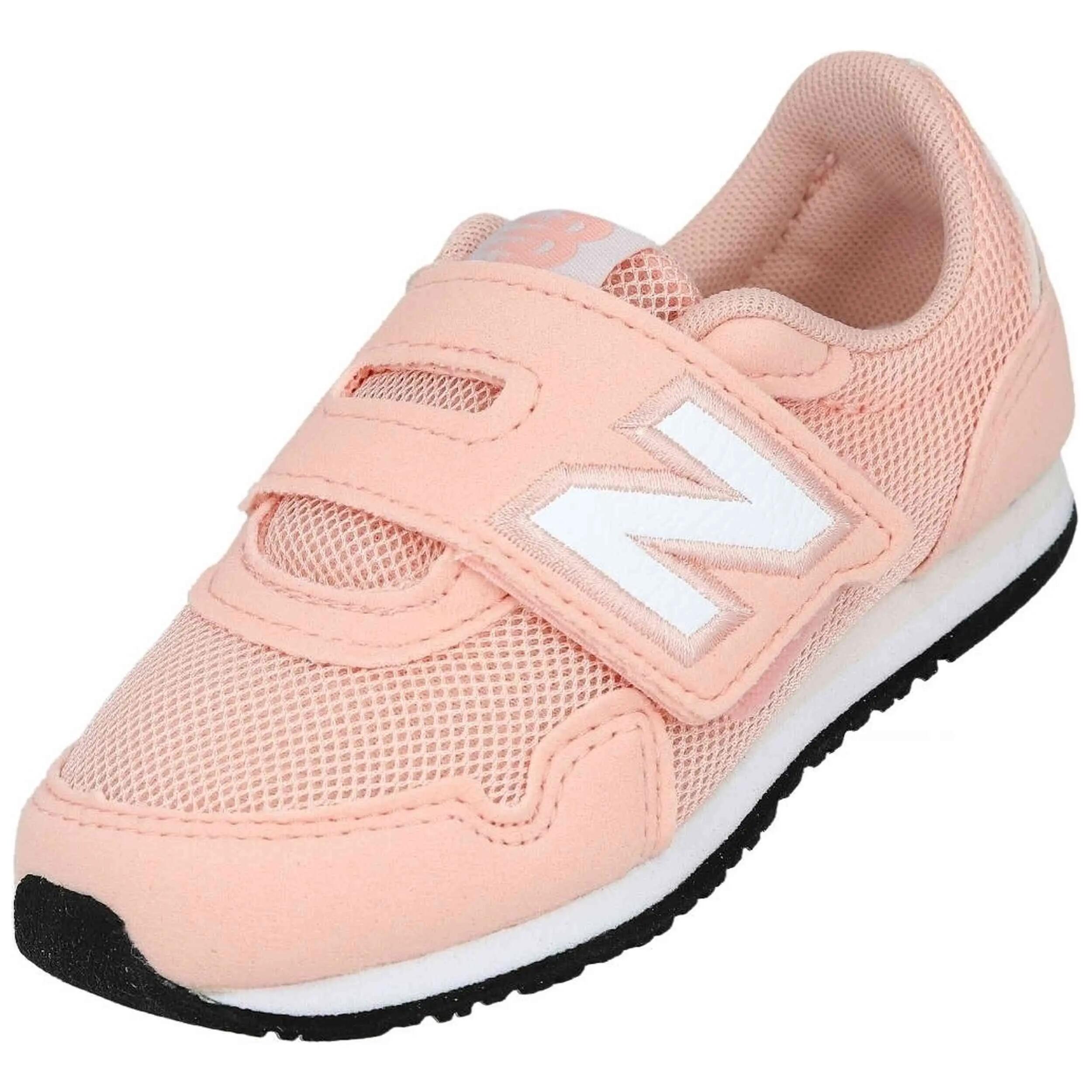 NEW BALANCE picture