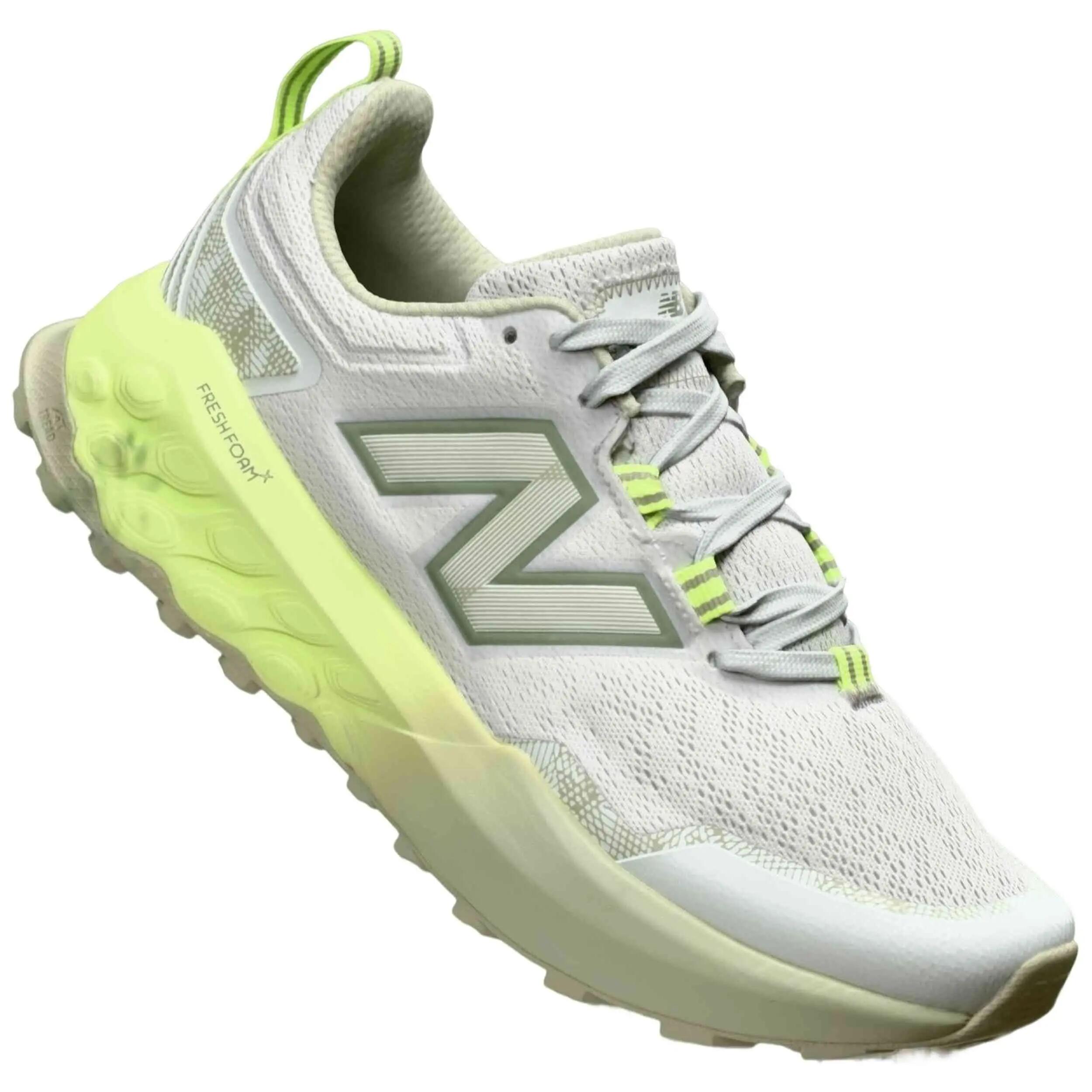 NEW BALANCE picture