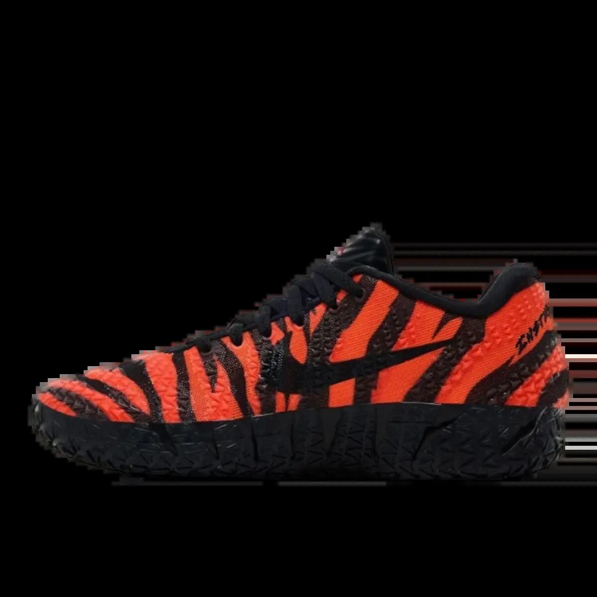 NIKE picture