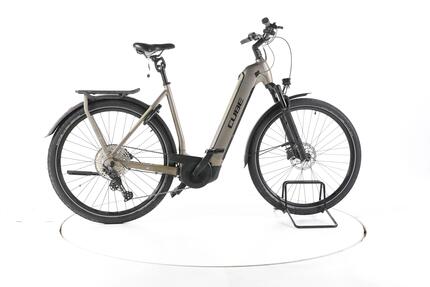 Reconditionné - Cube Kathmandu Hybrid Pro Trekking E-Bike Entrée basse - Bon