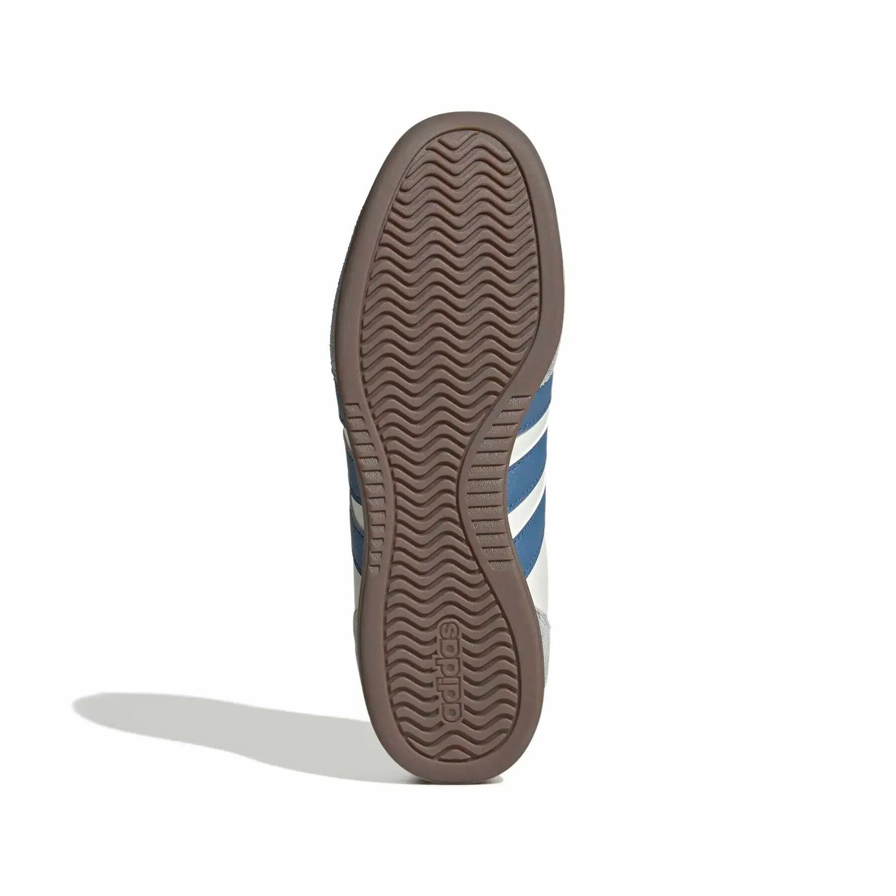 Sapatilhas de mulheres adidas Barreda Lo 6/7