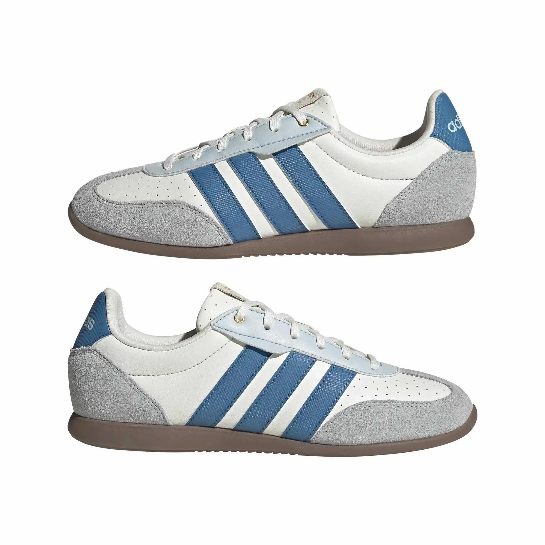 Sapatilhas de mulheres adidas Barreda Lo 3/7