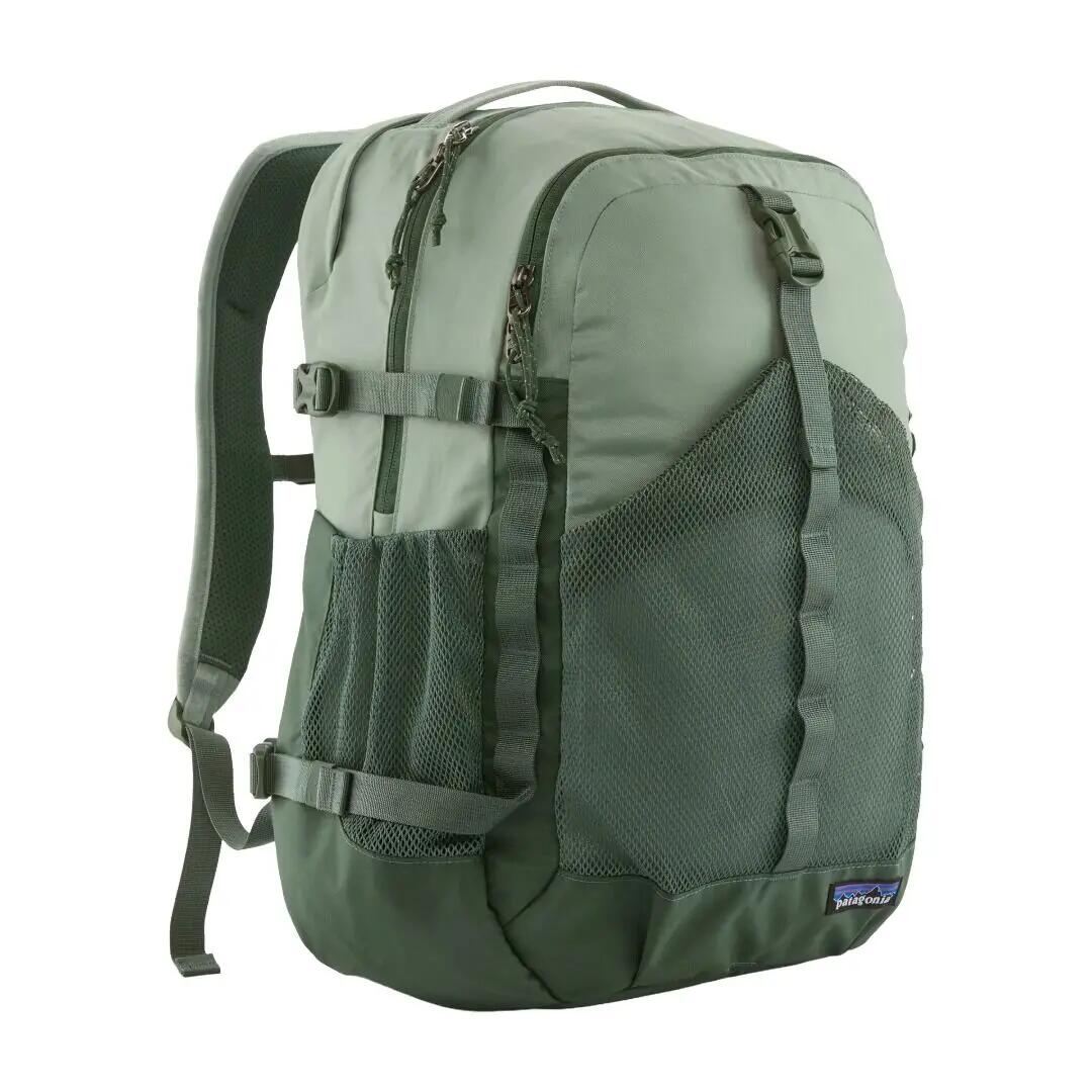 Mochila Verde Patagonia Refugio Daypack 30L Cover Green Clásica y Resistente 1/4