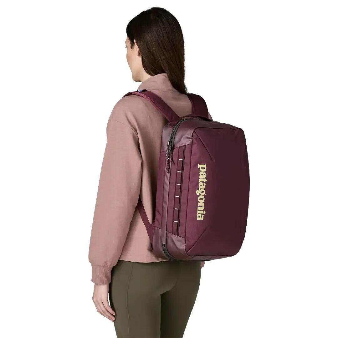Mochila Granate Patagonia Hole® Micro MLC® Backpack 22L Berry Fig Versátil y Re 3/5