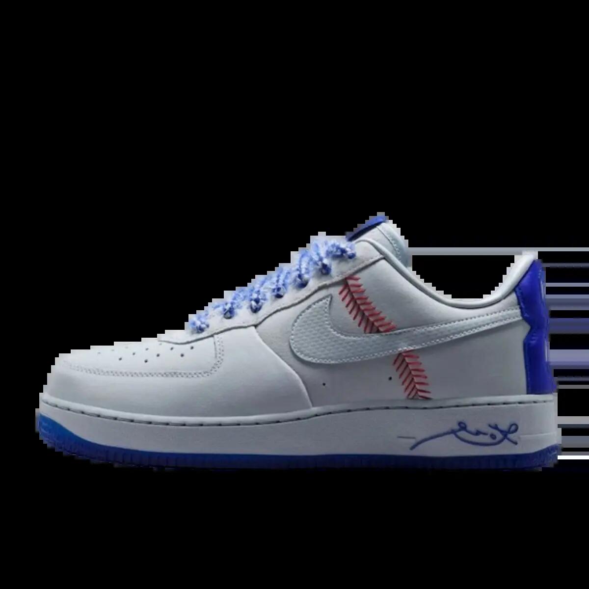 NIKE picture