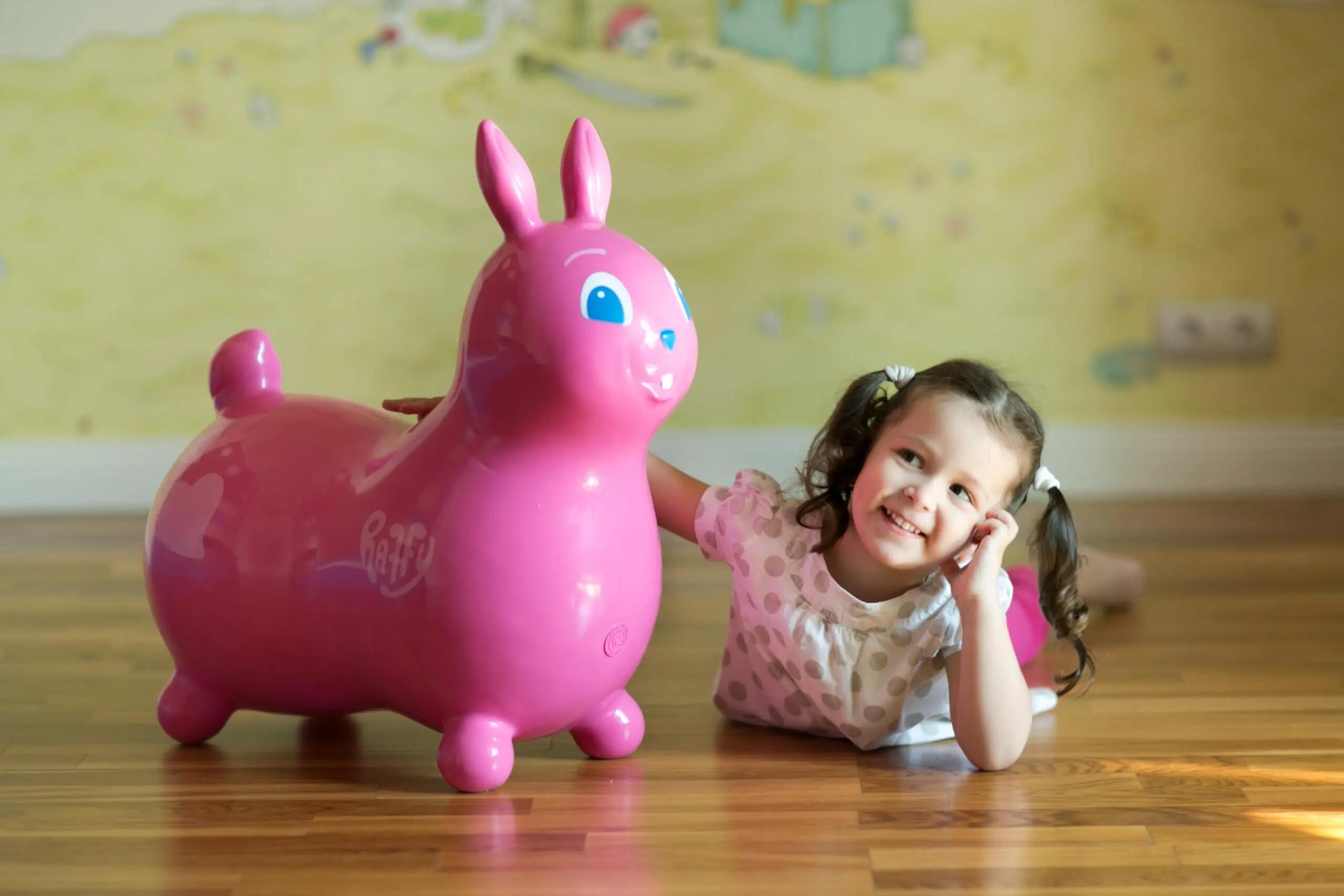 Gymnic Raffy Giraffa gonfiabile cavalcabile rosa 5/9