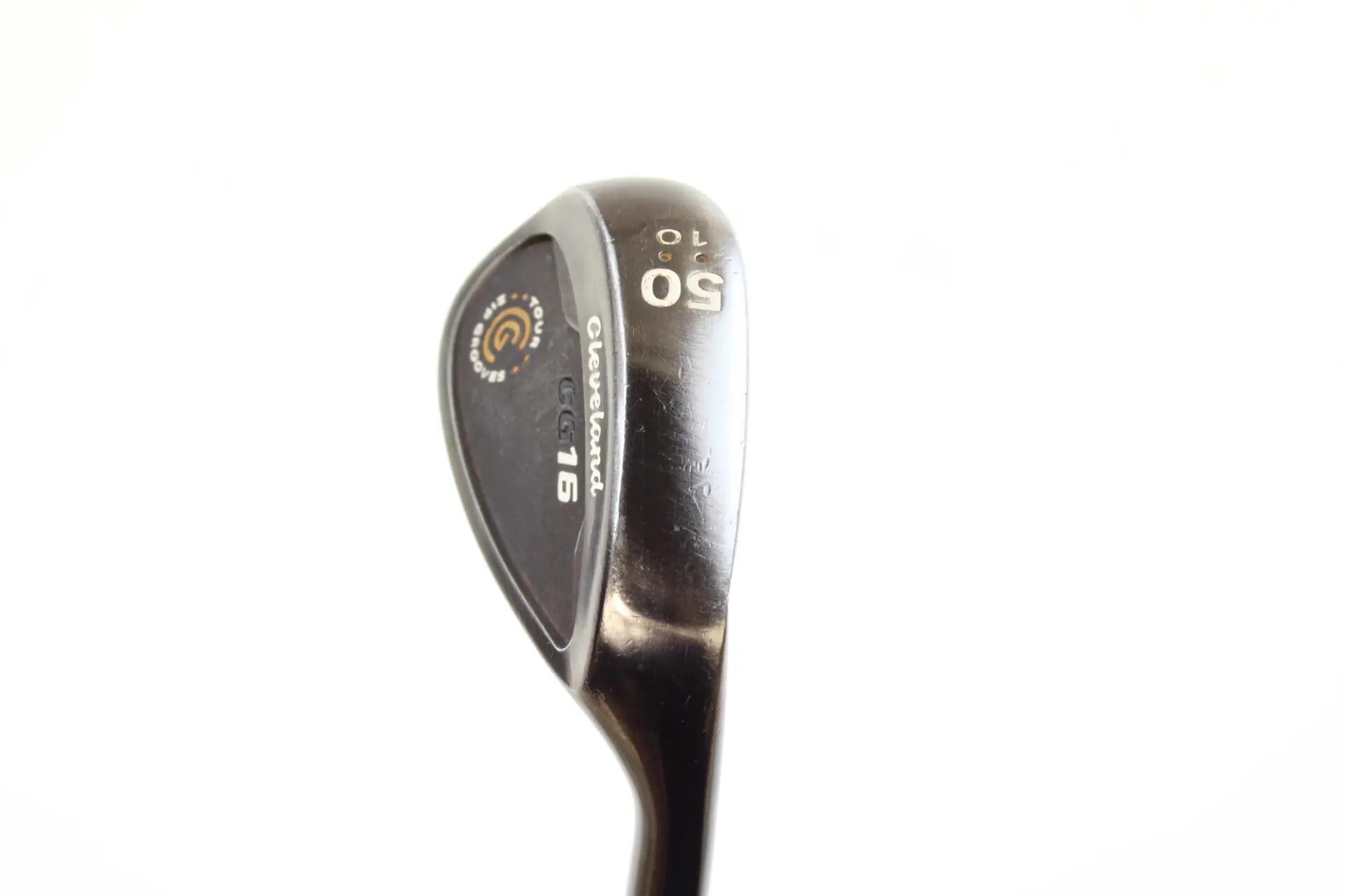 Seconde vie - Cleveland CG16 Black Pearl RH 50-deg Wedge - Good 2/5