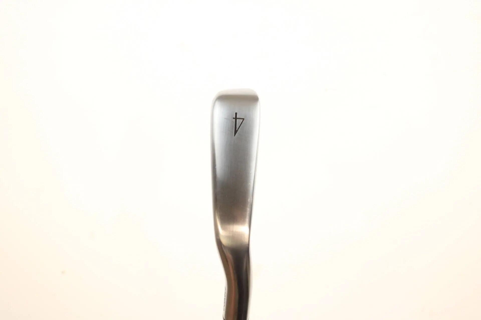 Seconde vie - Titleist T250U Utility RH 22-deg Hybrid - Very good 2/5