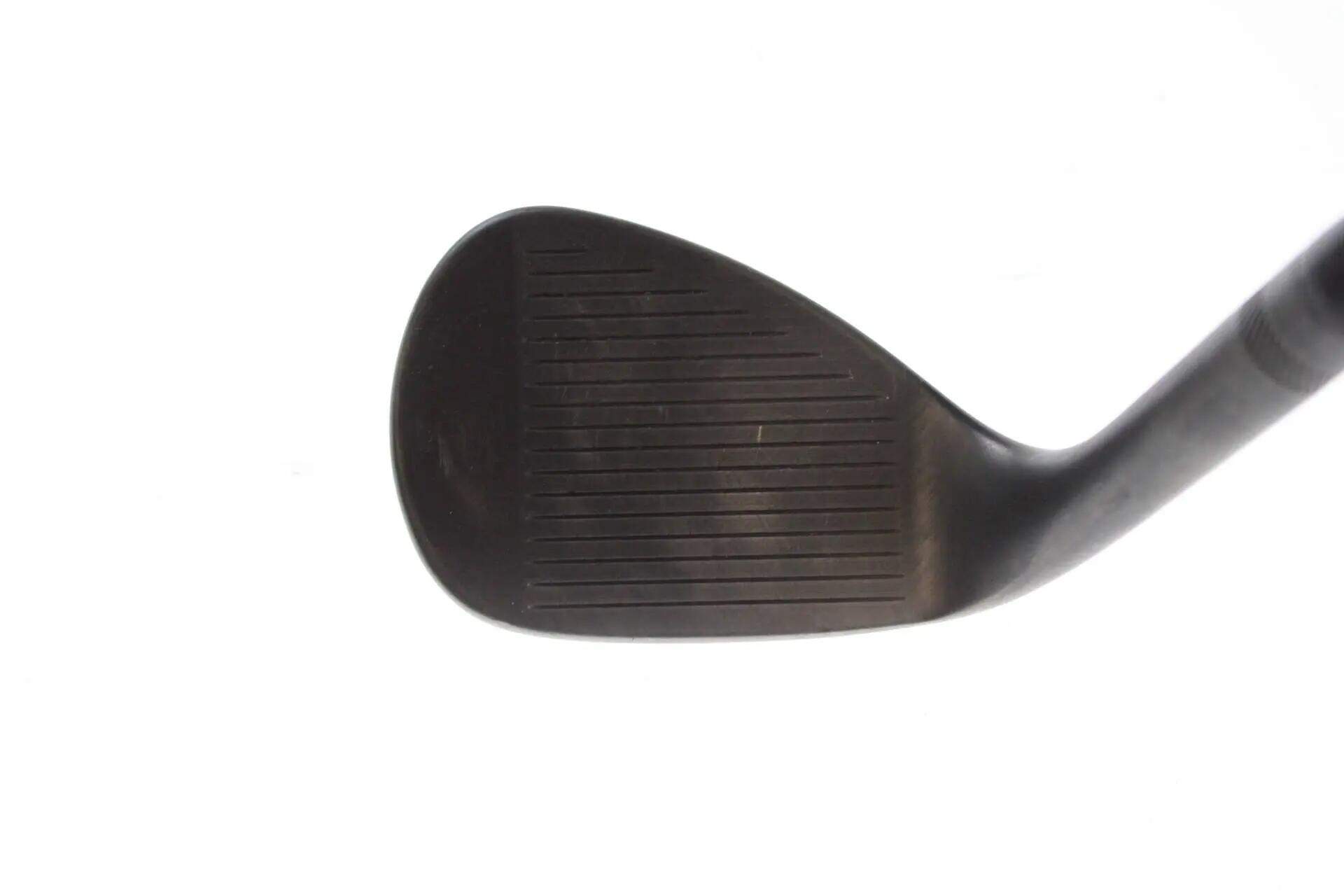 Seconde vie - Titleist Vokey SM10 Jet Black M-Grind RH 62-deg Wedge - Good 3/5