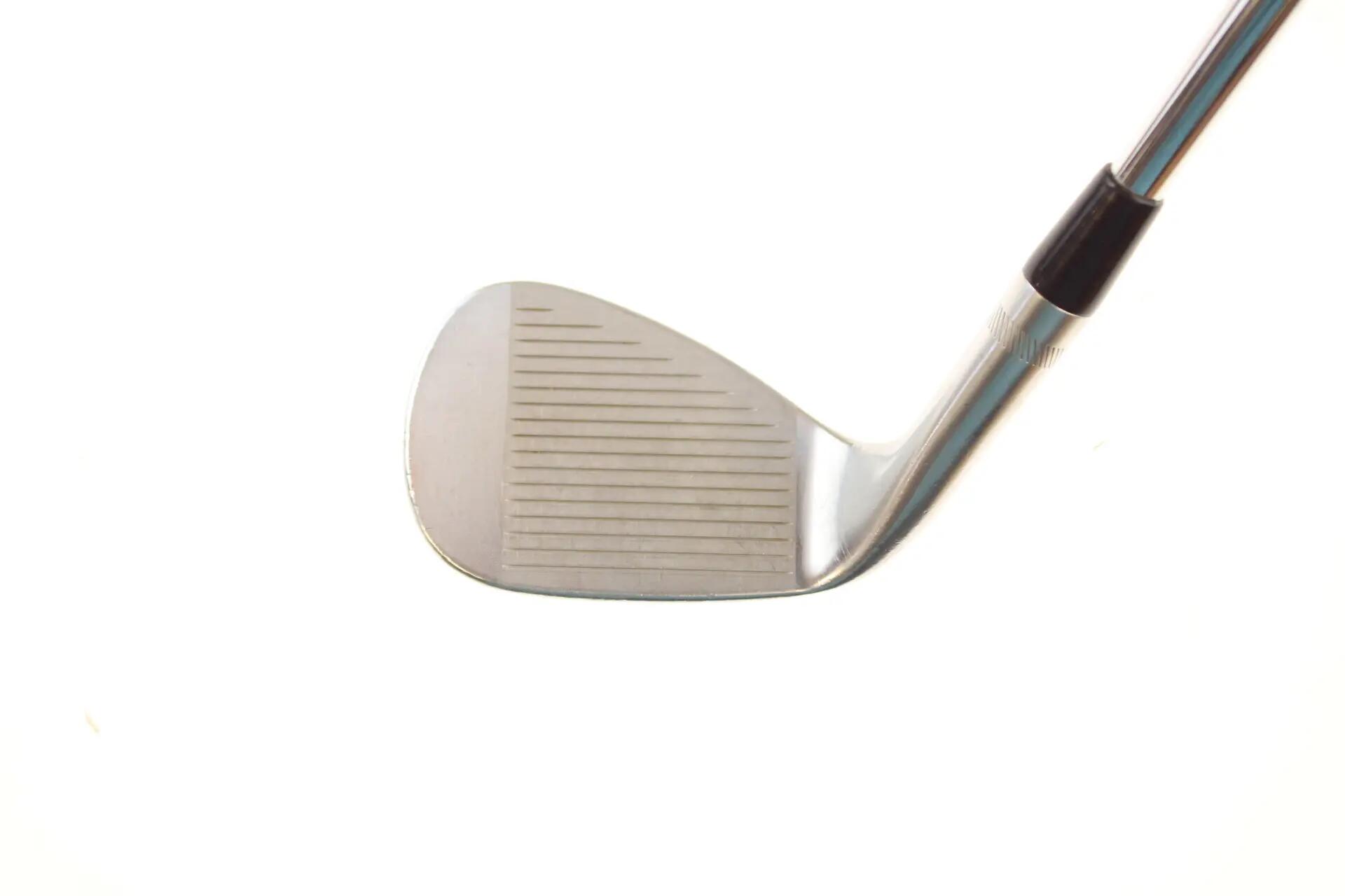 Seconde vie - Titleist Vokey SM8 Tour Chrome F Grind RH 52-deg Wedge - Good 3/5