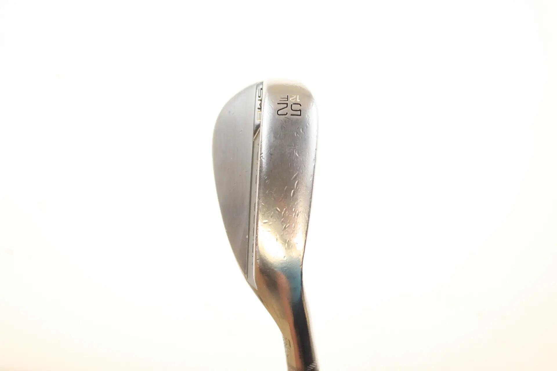 Seconde vie - Titleist Vokey SM8 Tour Chrome F Grind RH 52-deg Wedge - Good 2/5
