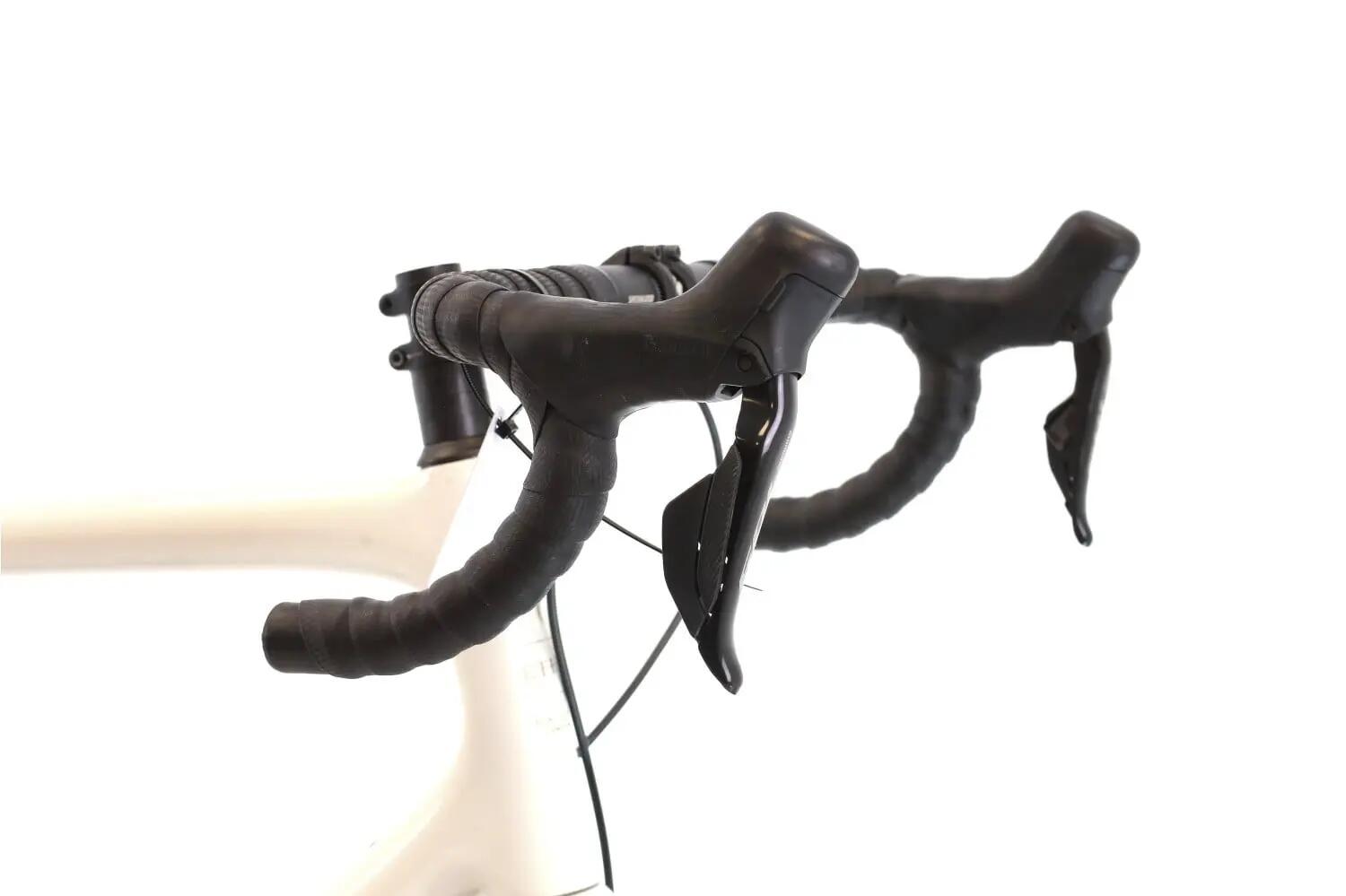 Segunda Vida · Bicicleta estrada ·  Aethos Comp Di2 12V · Muito bom estado 6/8
