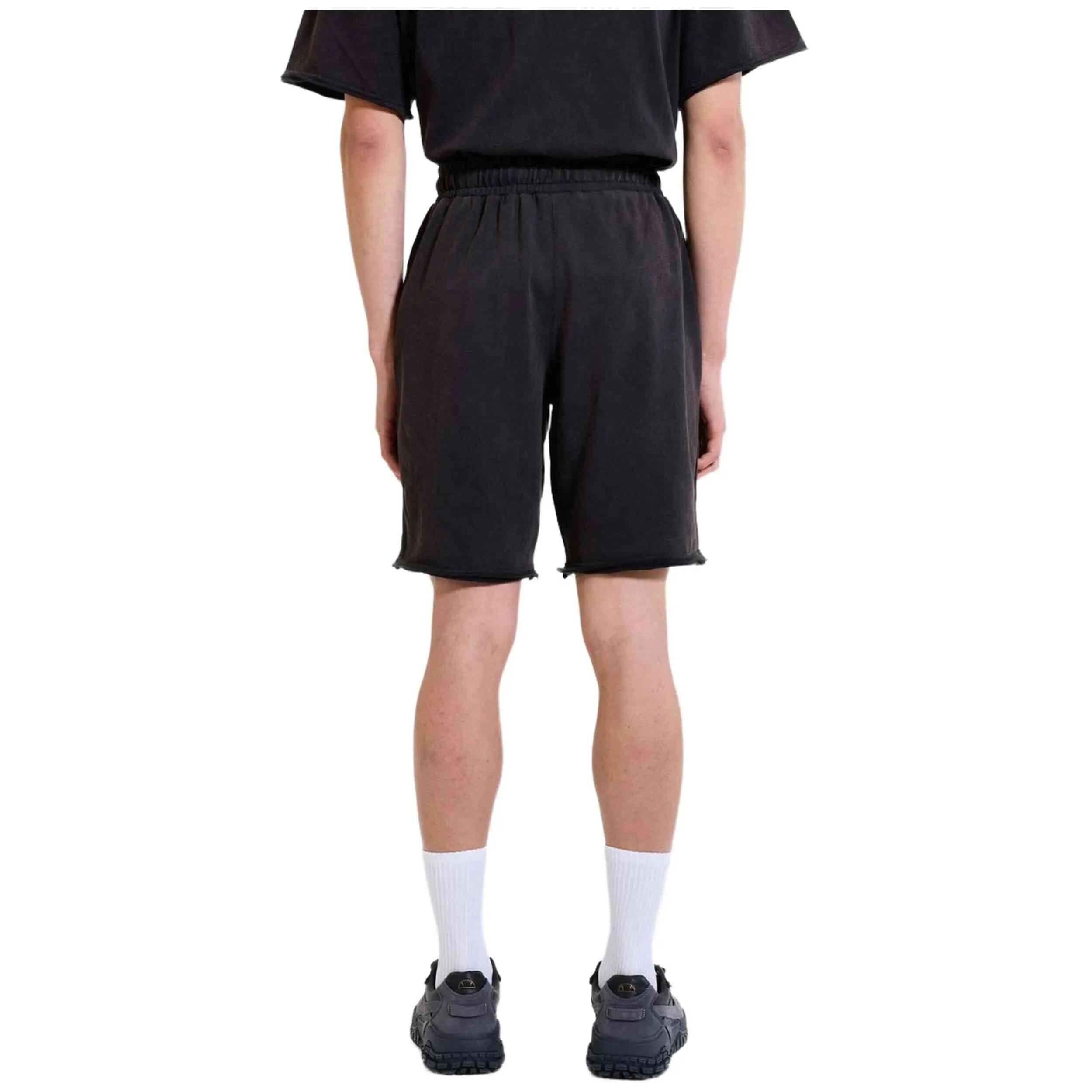 Pantalon corto Ellesse modelo SHA22581-BLK para hombre 3/4