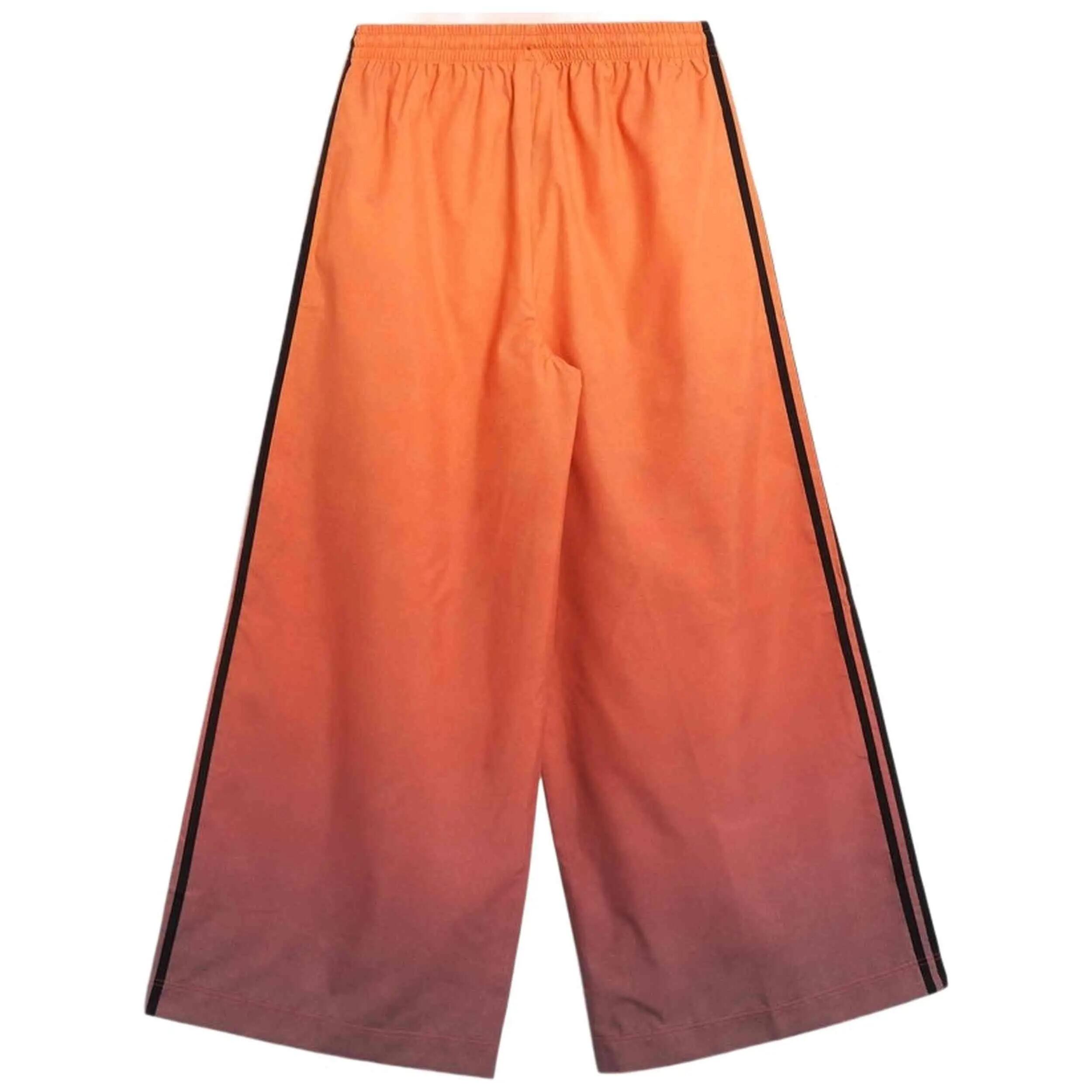 Korte broek Adidas model JW7260 voor vrouwen 2/5