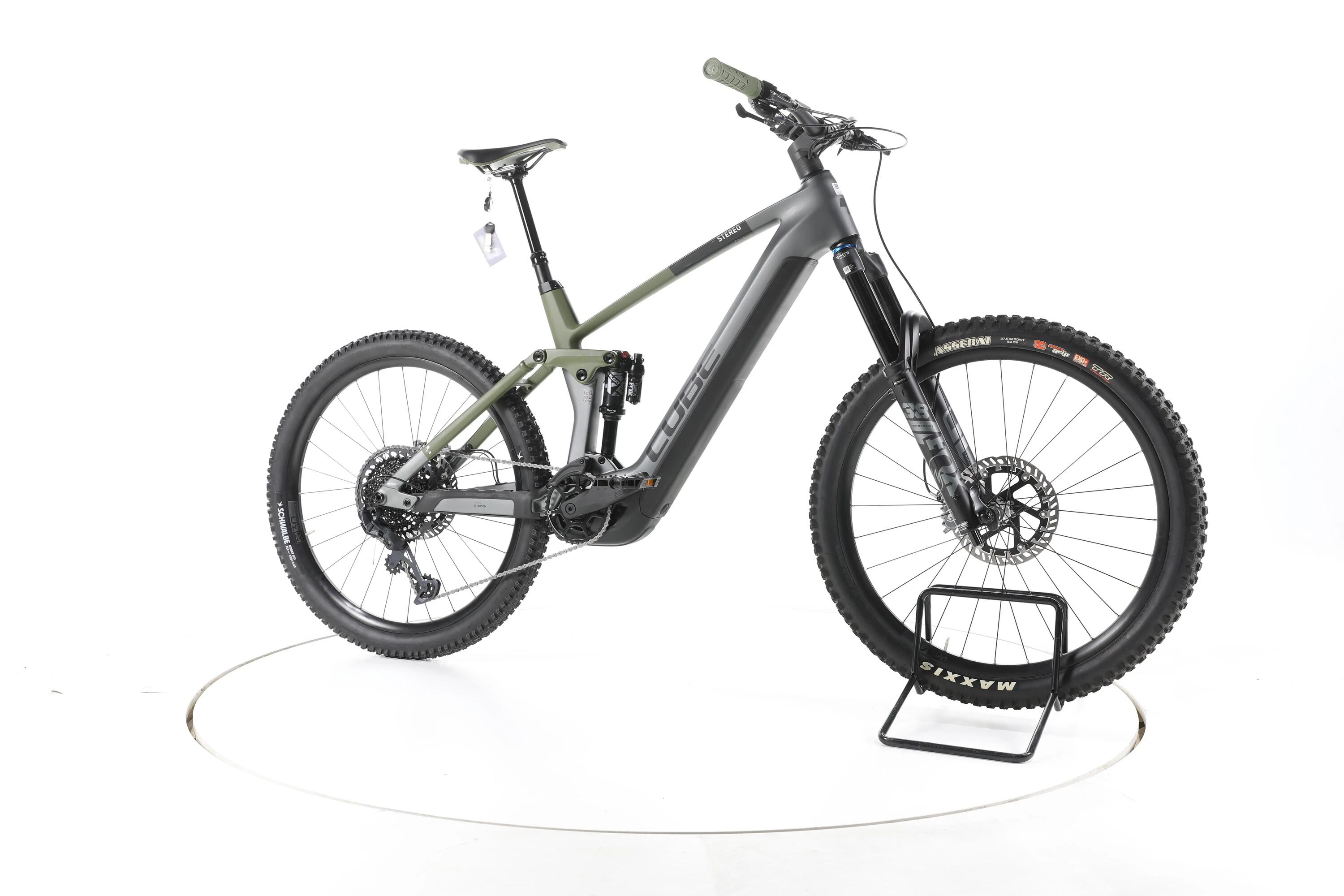 Segunda vida - Cube Stereo Hybrid 160 HPC TM E-Bike Carbon - Muy buen estado 2/7