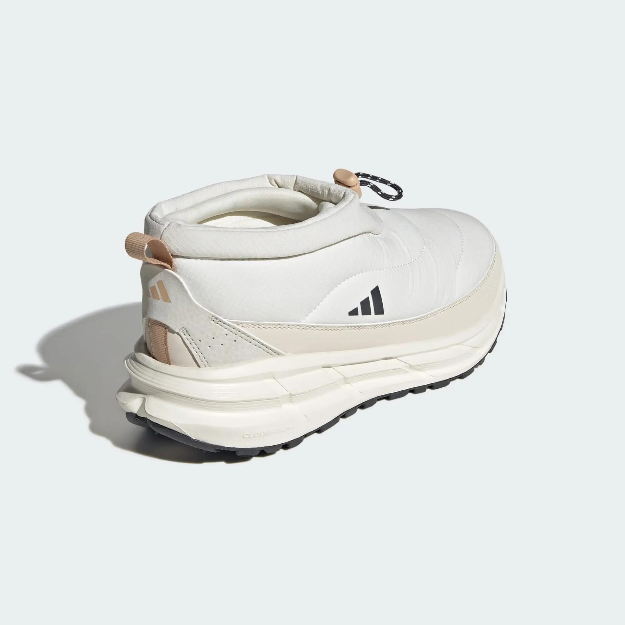 ZAPATILLA TIPO BOTA ASTRASTAR 7/8