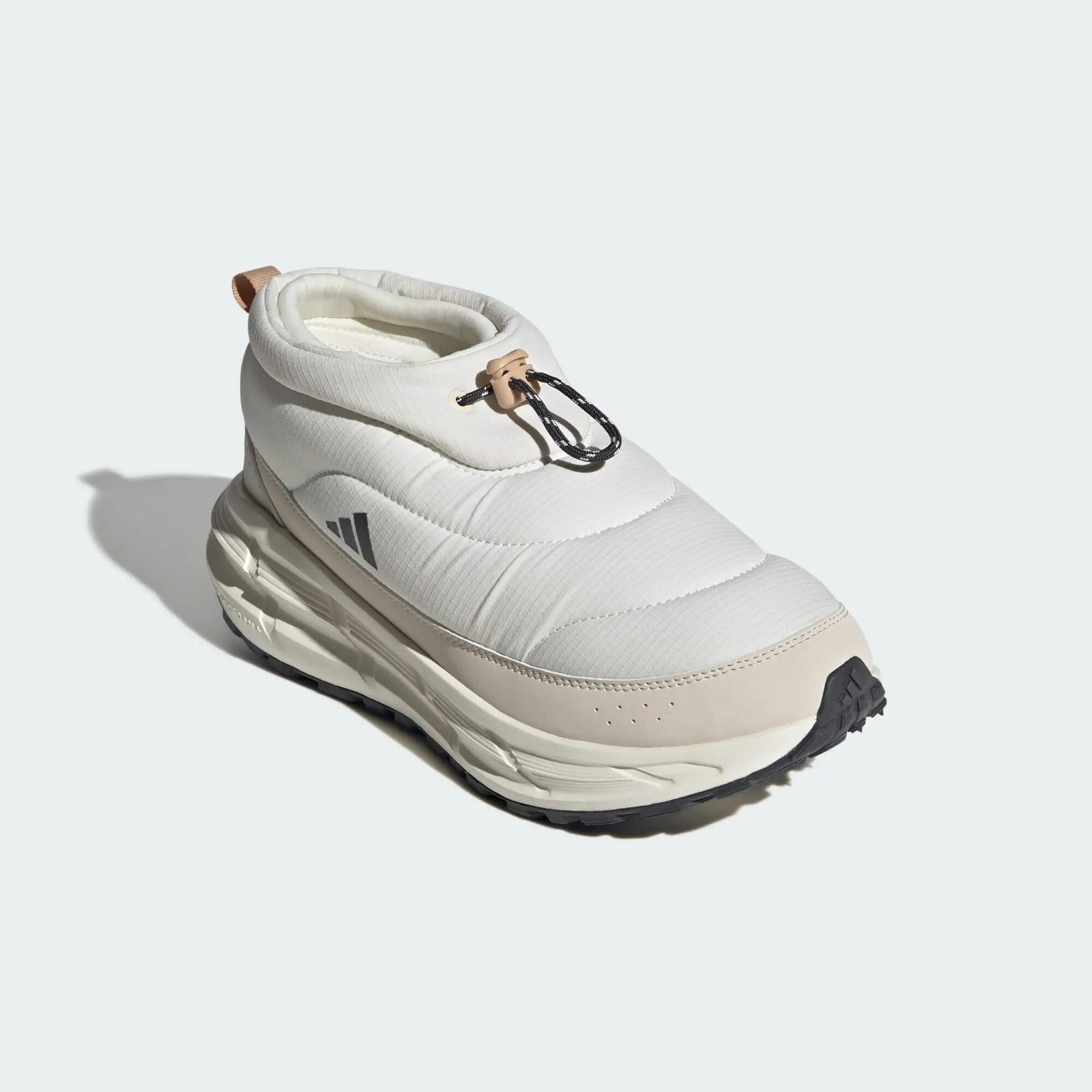 ZAPATILLA TIPO BOTA ASTRASTAR 4/8