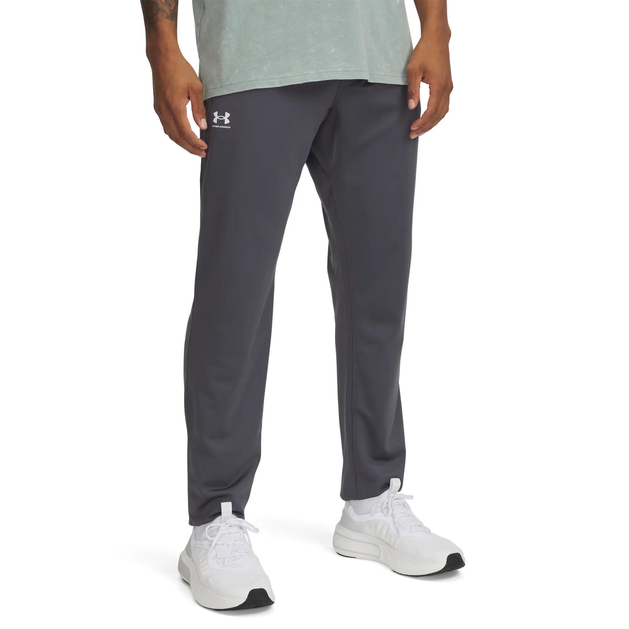 UNDER ARMOUR picture