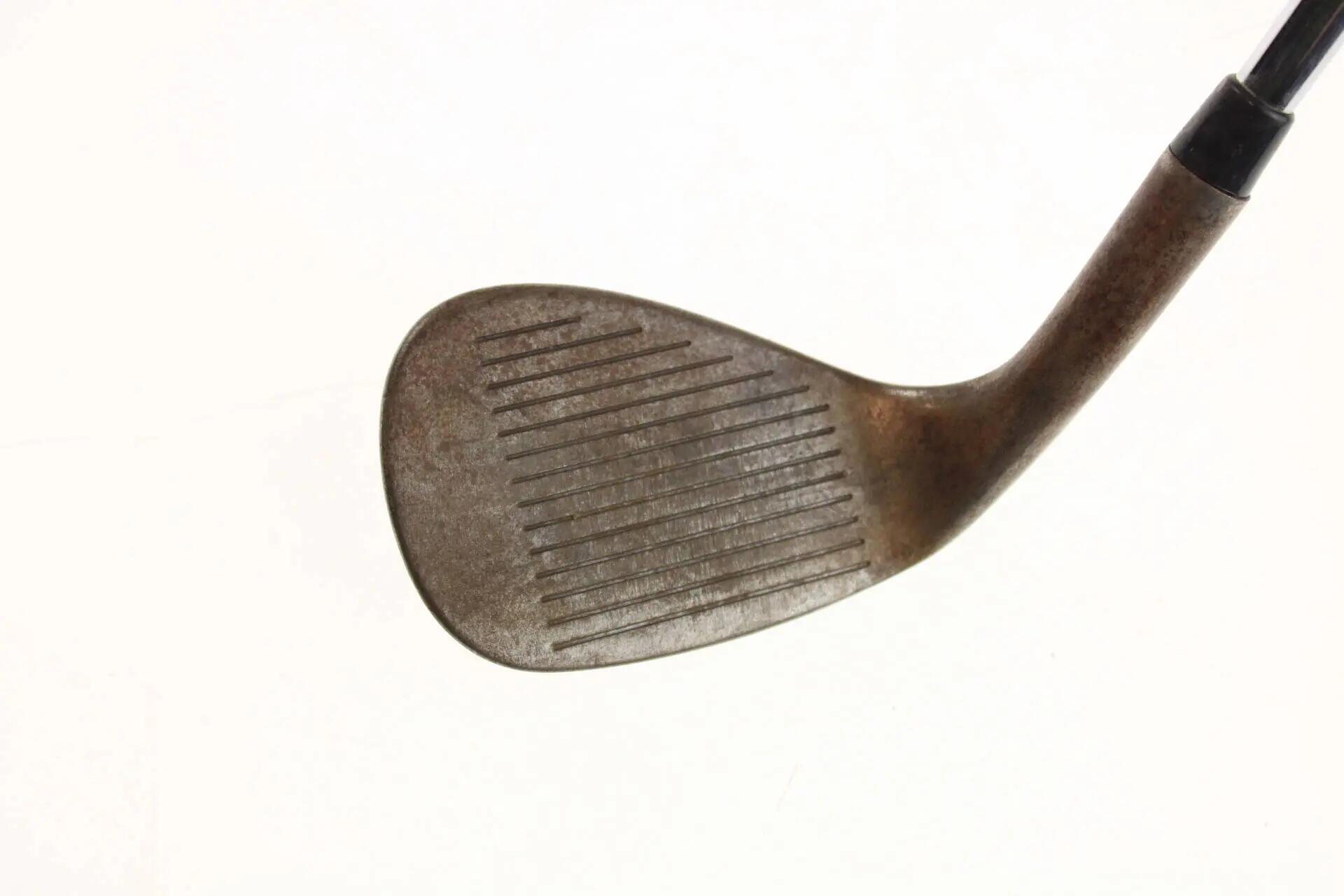 Seconde vie - Cleveland 900 Tour Action Rusty RH 52-deg Wedge - Sufficient 3/6