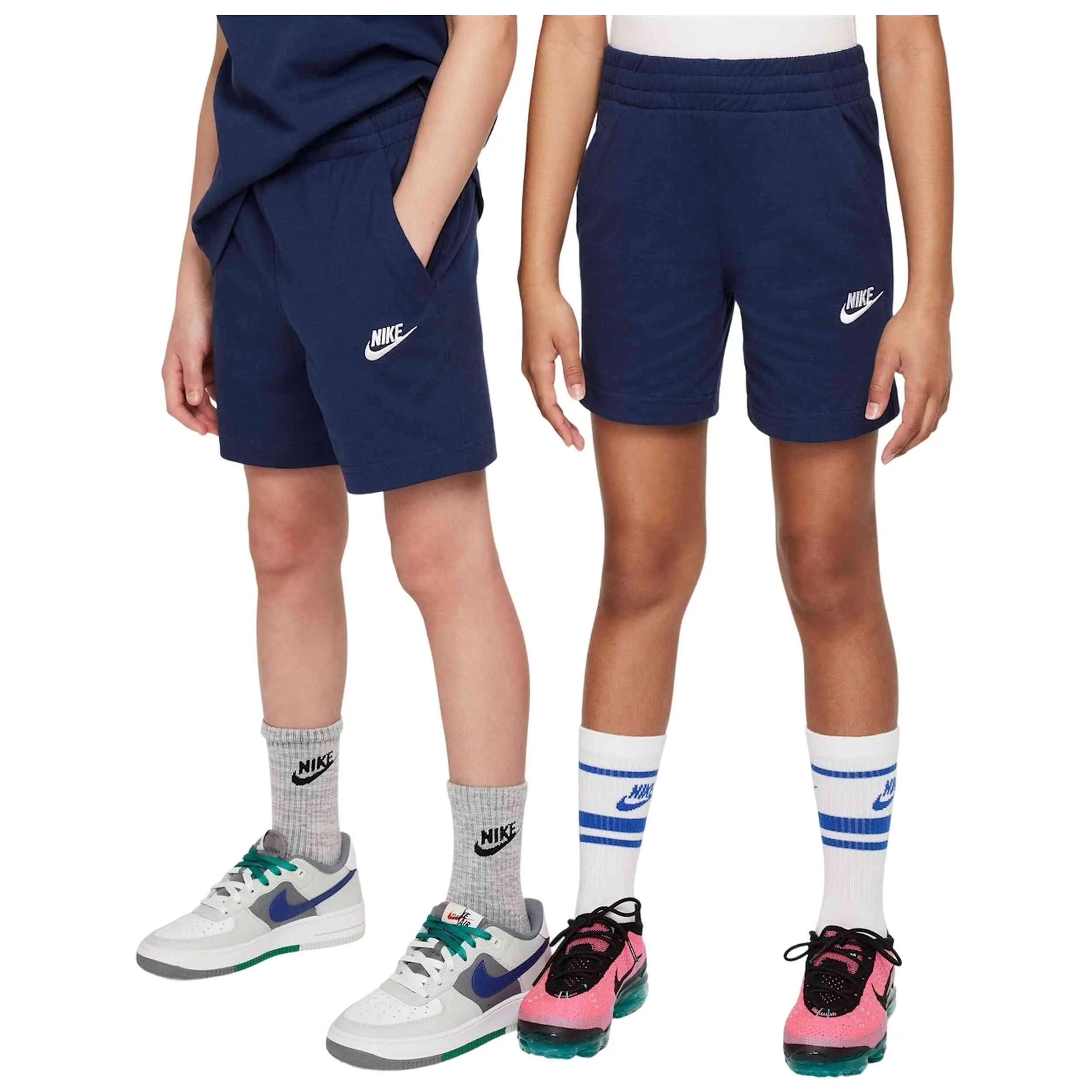 NIKE picture