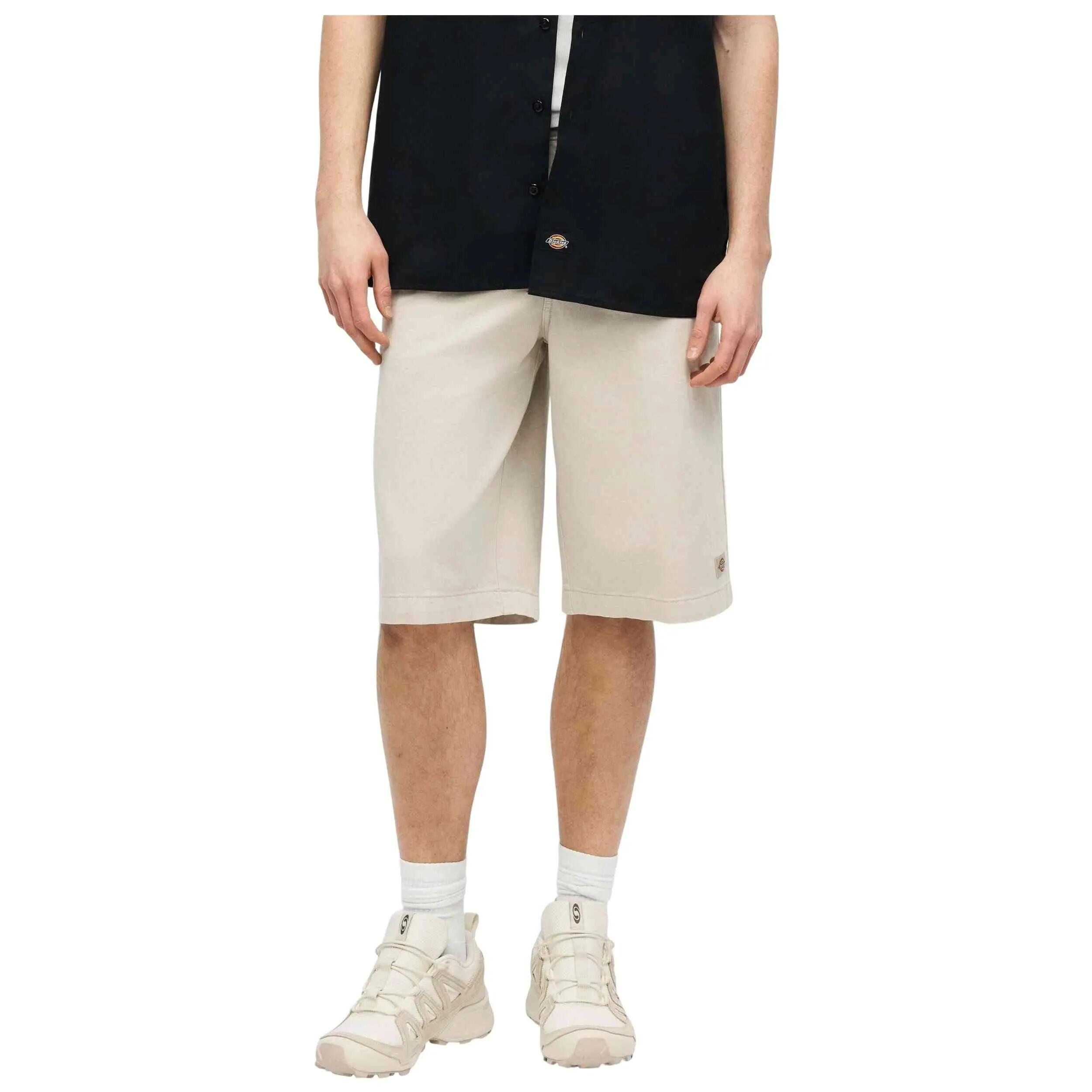 Calções Dickies modelo DI622F02Q-B12 para homem 3/4