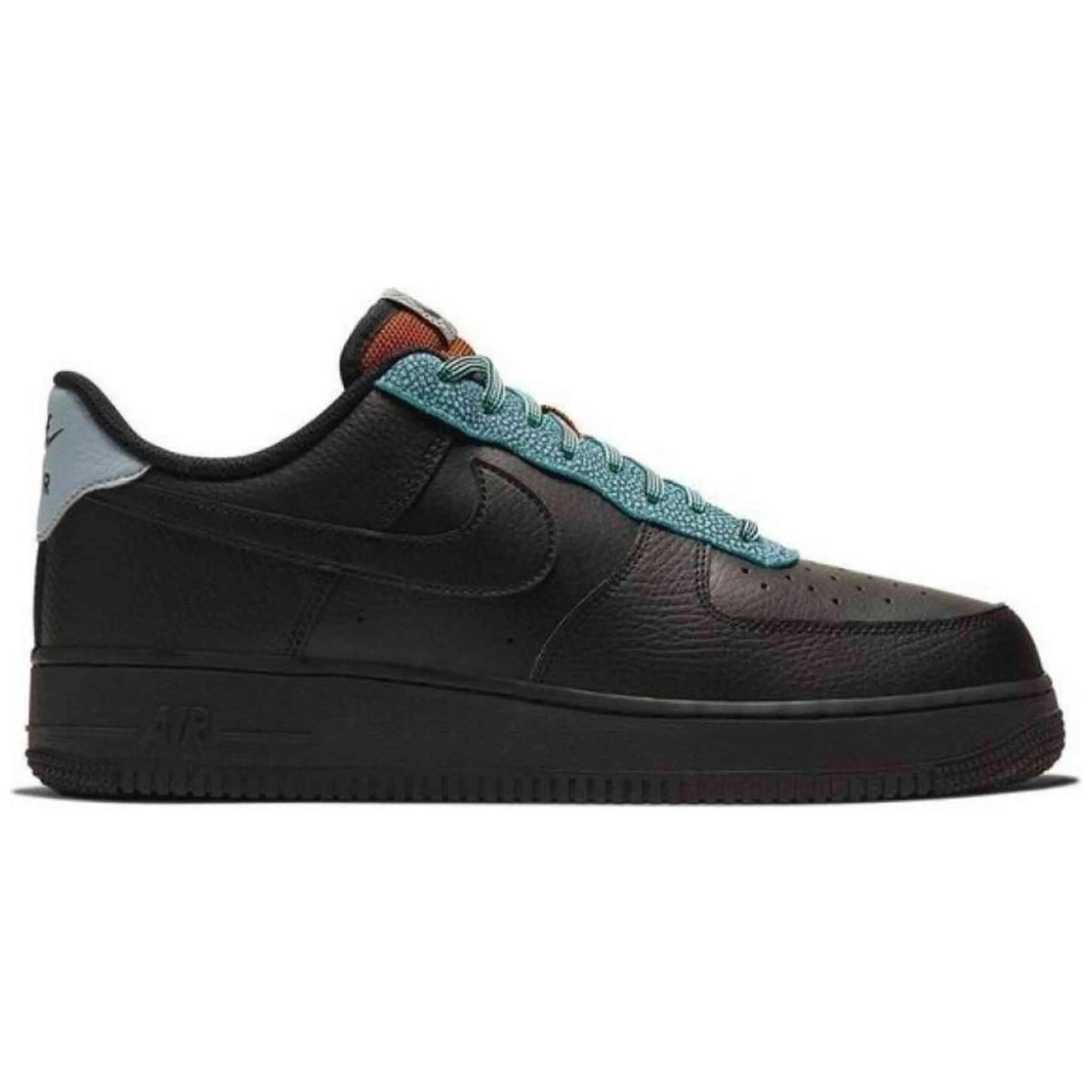 NIKE picture