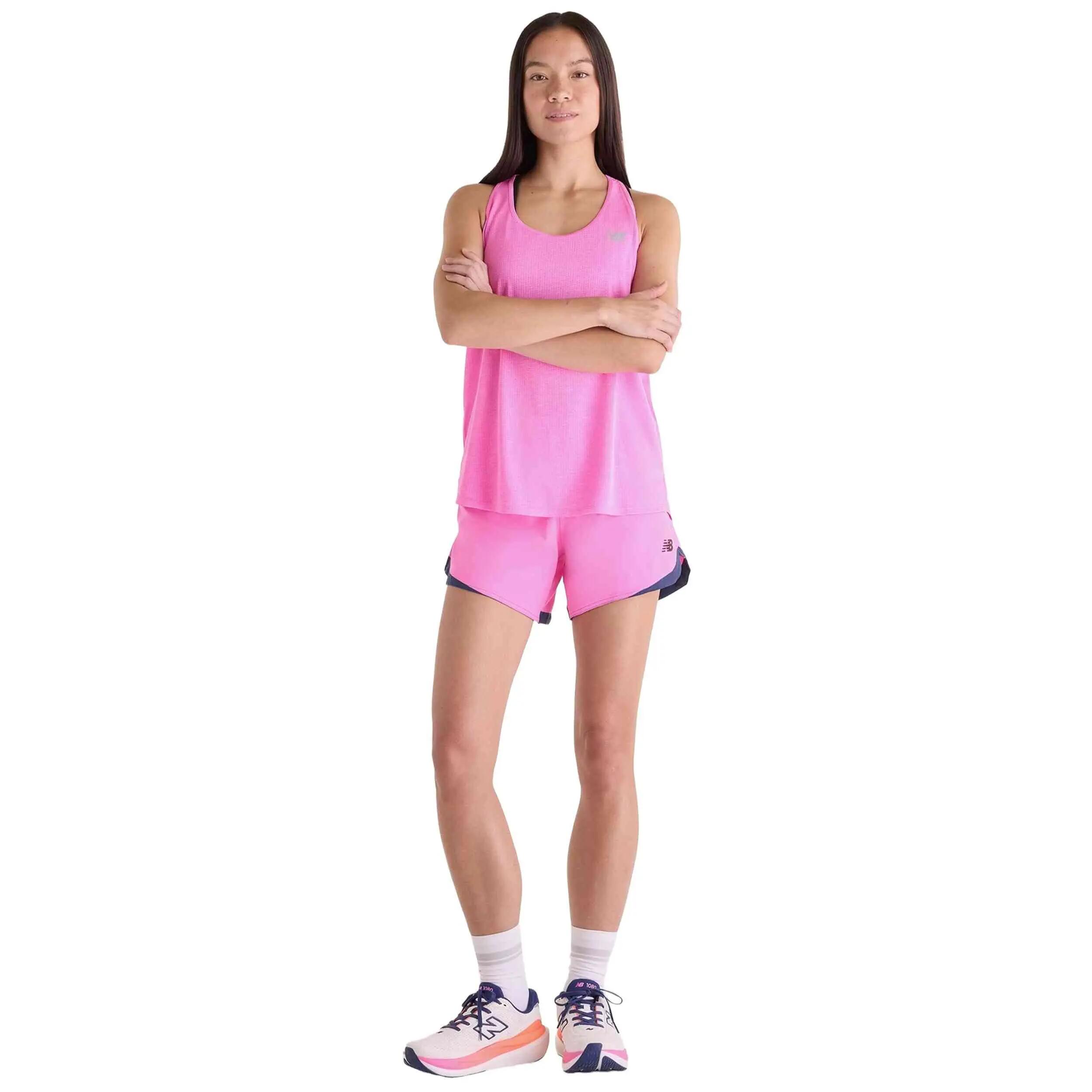 T-shirt New balance modelo Camiseta New Balance Athletics tirantes para mulheres 4/7