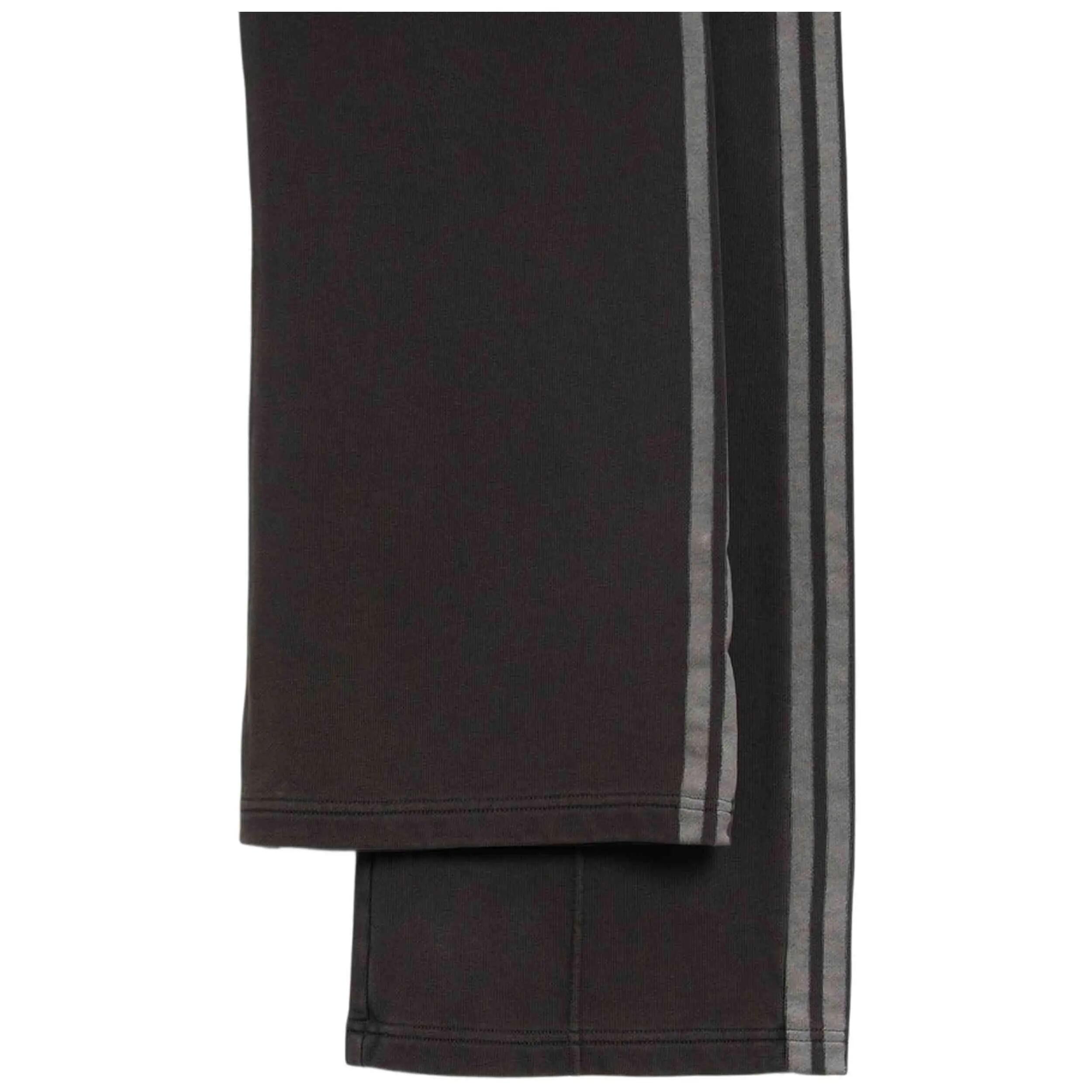 Calças de fato de treino Adidas modelo KA9843 para mulheres 5/5