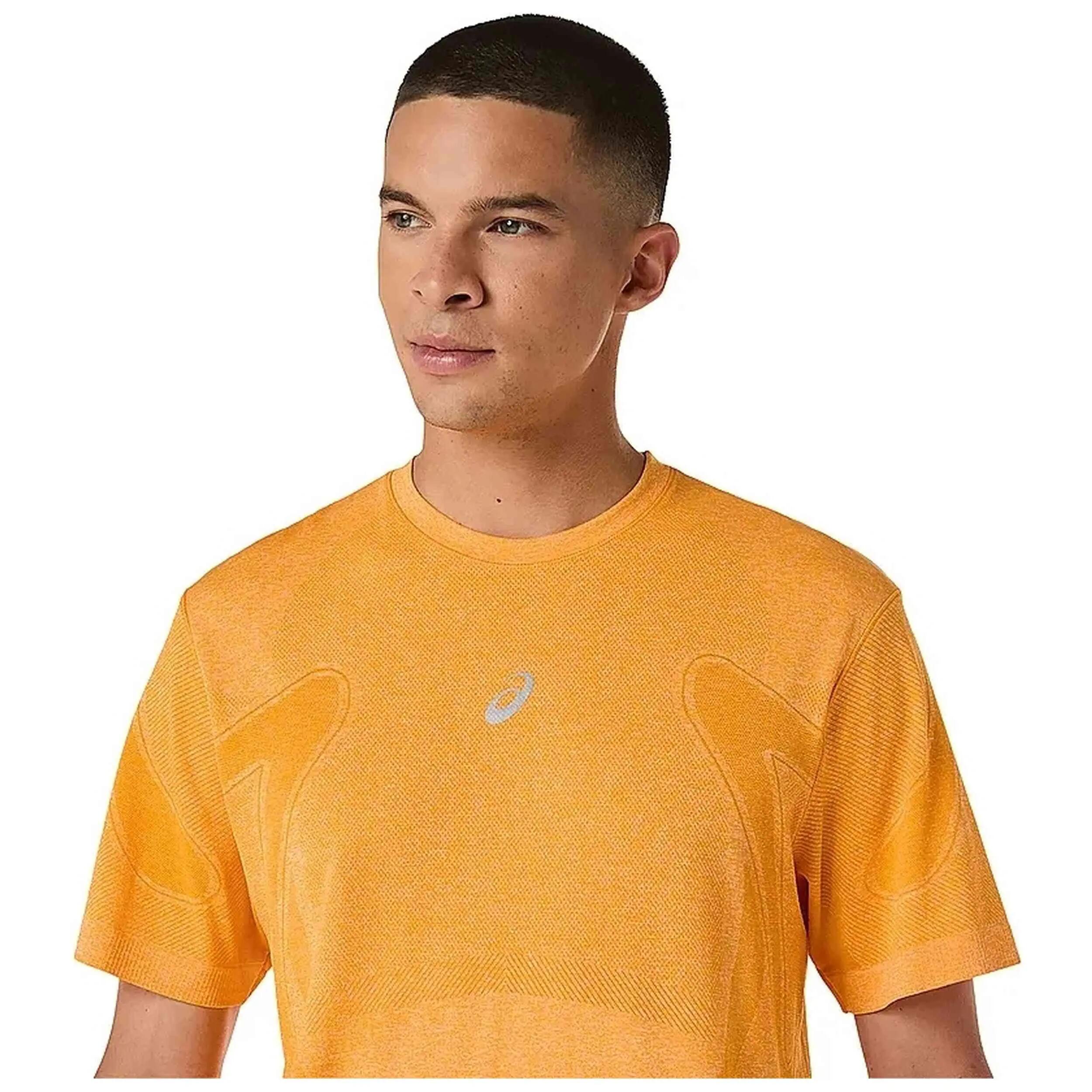 Camiseta de manga corta Asics modelo 2011D355 para hombre 5/5