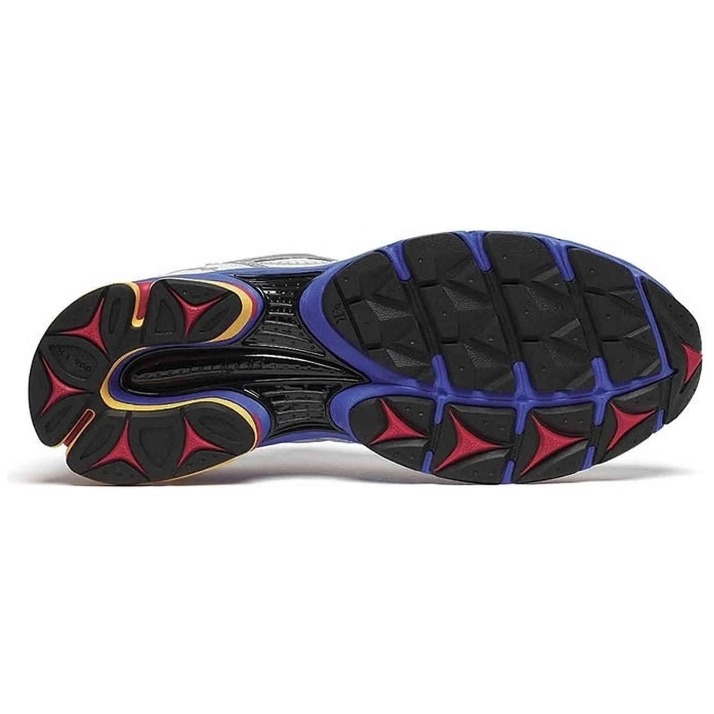 Baskets Saucony modèle Saucony ProGrid Triumph 4 "Galaxy" pour homme 5/5