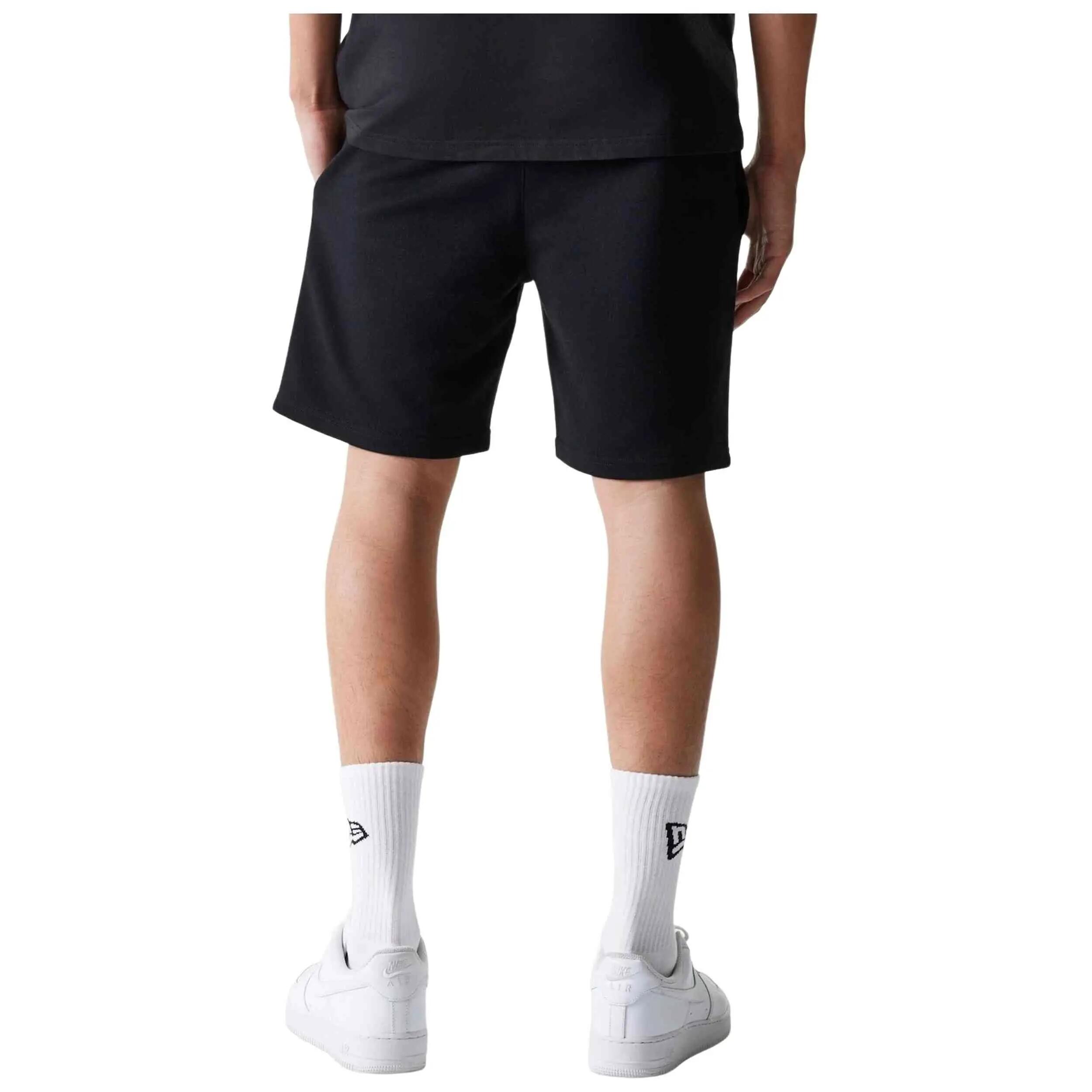 Pantaloncini New Era modello 6067577809 per uomini 2/3