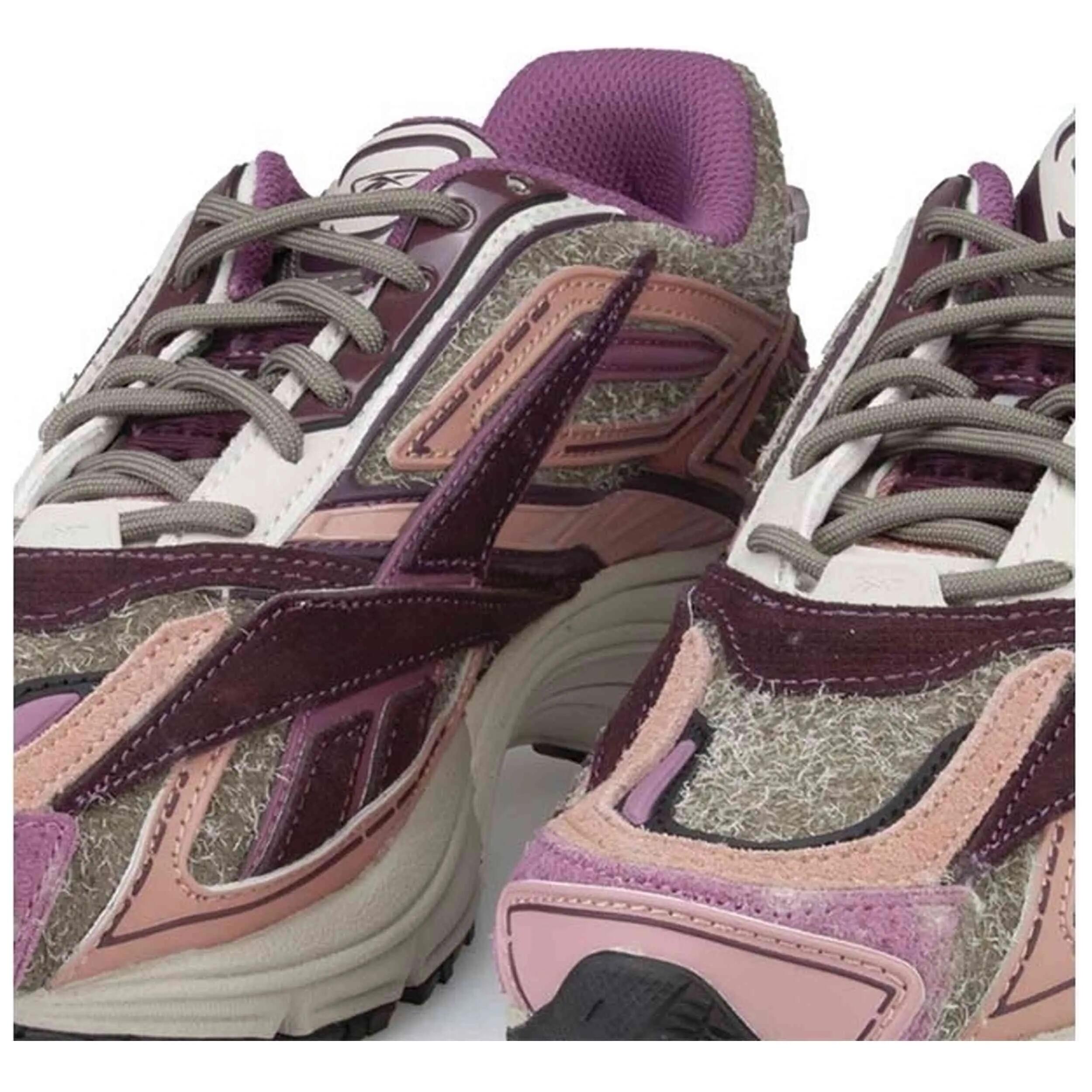 Scarpe Reebok modello Reebok Premier Road Ultra "Cherry" per unisex 2/4