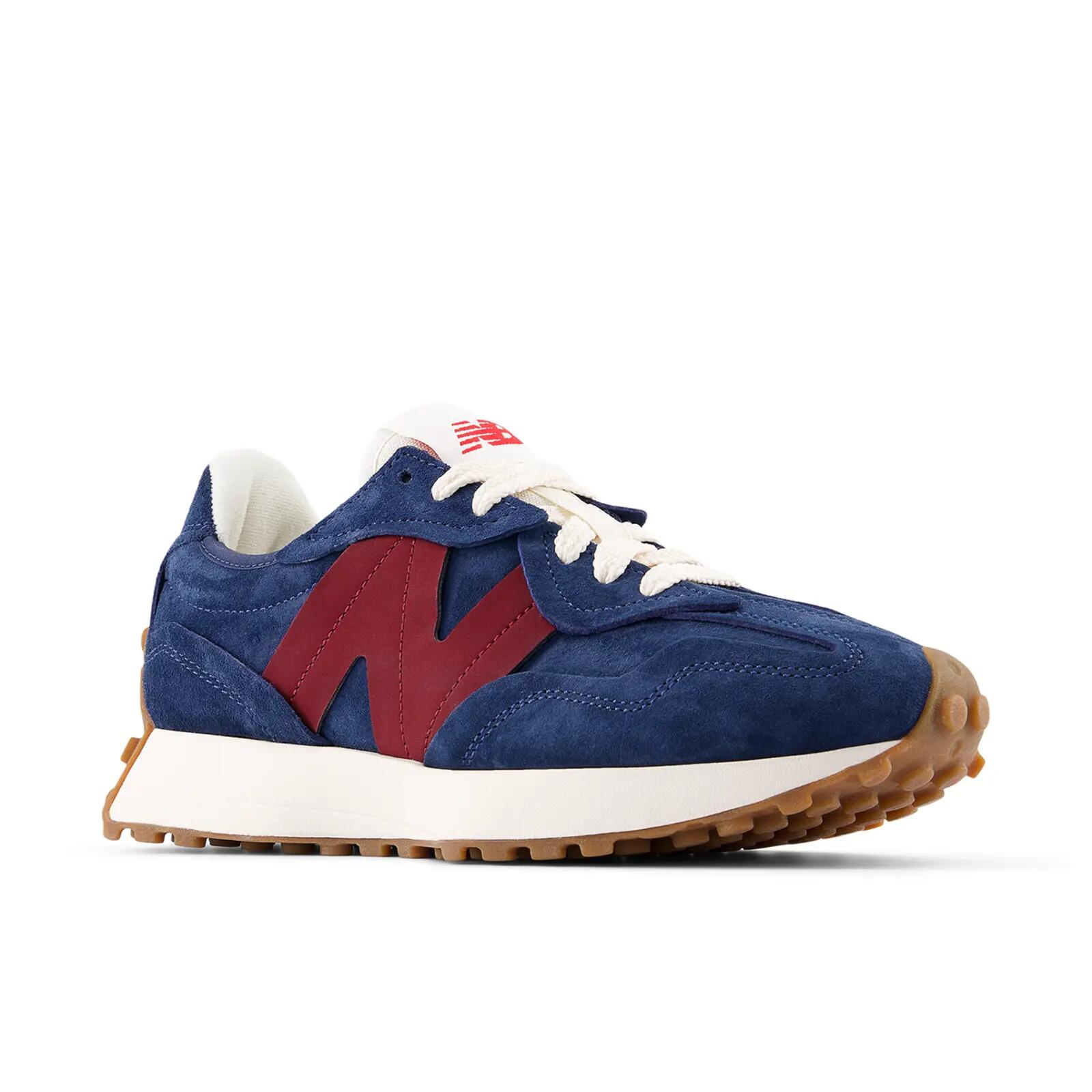 New Balance 327 Fearlessly Premium scarpa unisex da tempo libero 4/5