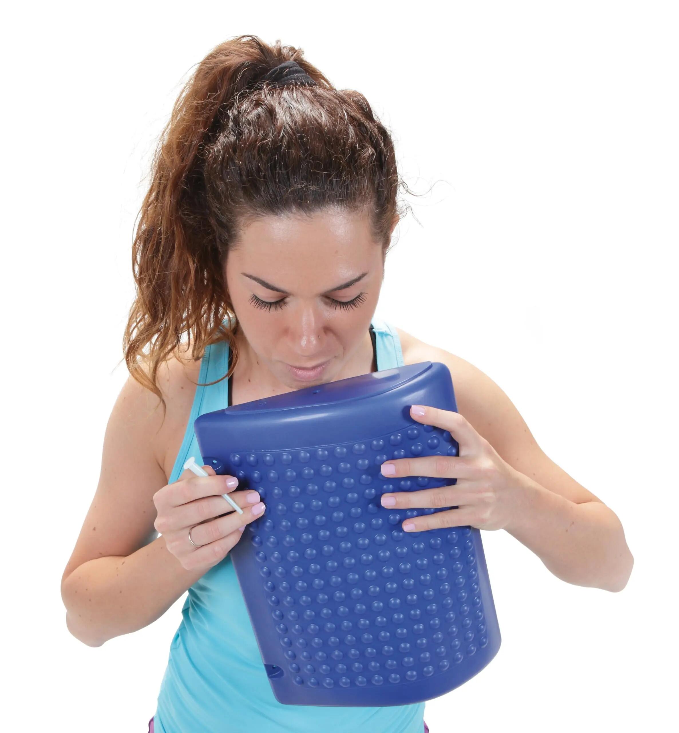 Gymnic Comfort'a'Back Cuscino lombare gonfiabile blu sostegno posturale schiena 7/8