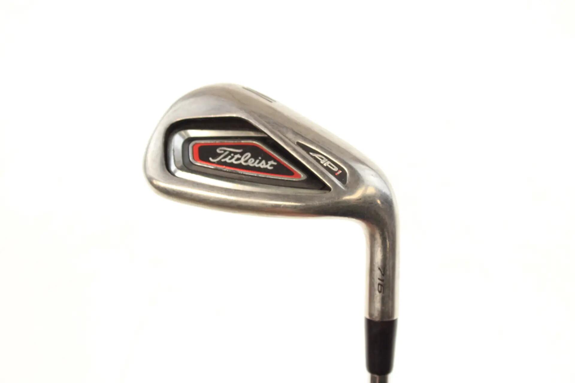 TITLEIST picture