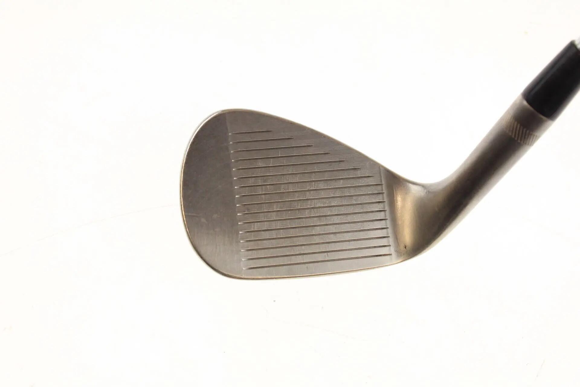 Seconde vie - Titleist Vokey SM10 Nickel F-Grind RH 50-deg Wedge - Good 3/5