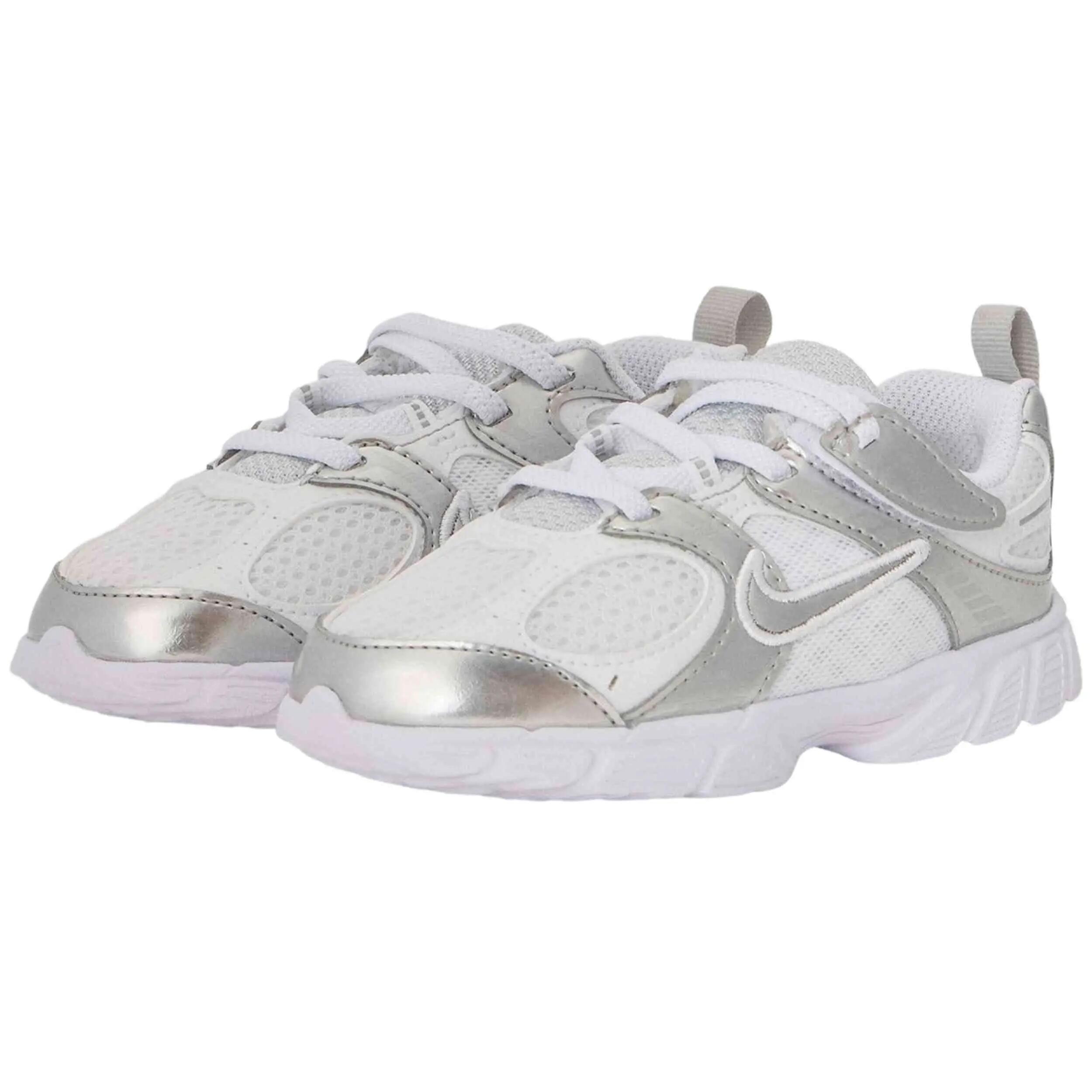 Scarpe Nike modello HQ6413-103 per bebè 2/5