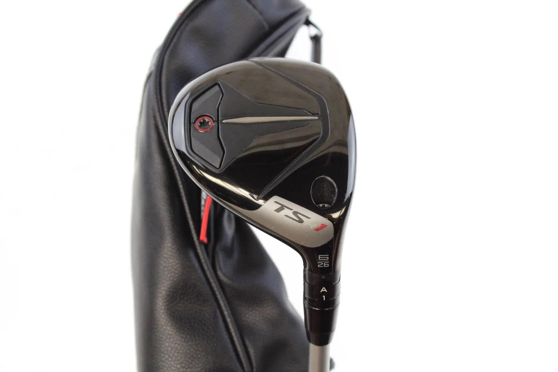 TITLEIST picture