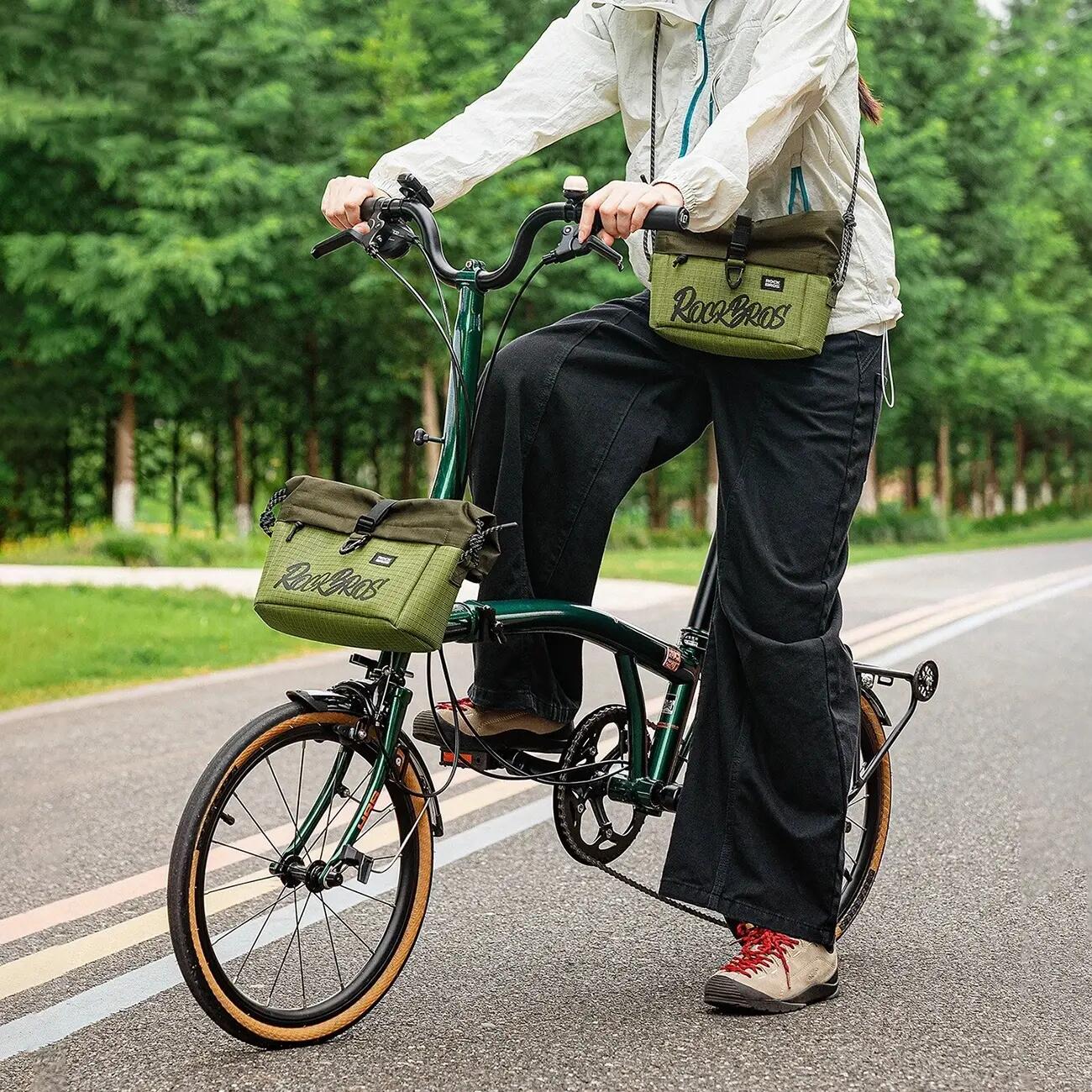 Torba rowerowa na kierownicę przednia na ramię 2,7L składana 6/7