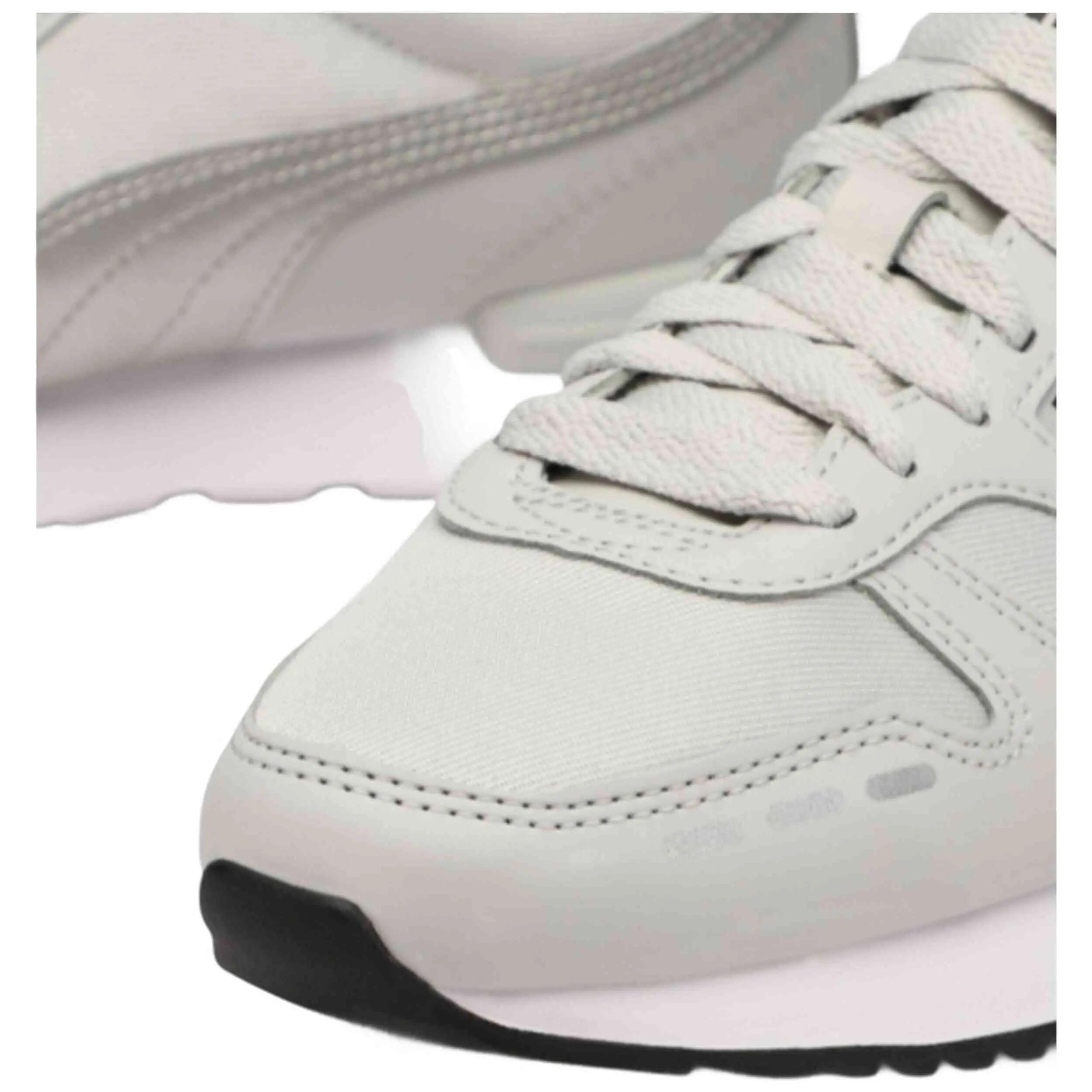 Zapatillas Puma modelo 36886703 para mujer 3/5